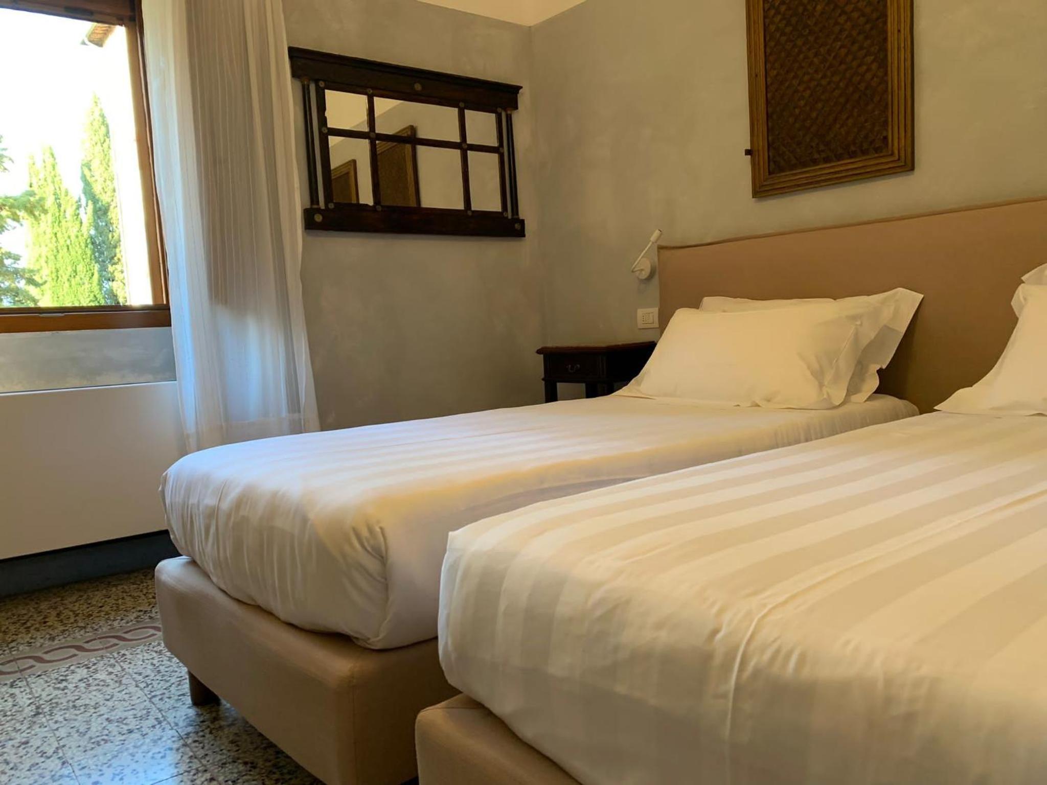 Superior Double Or Twin Room photo 3