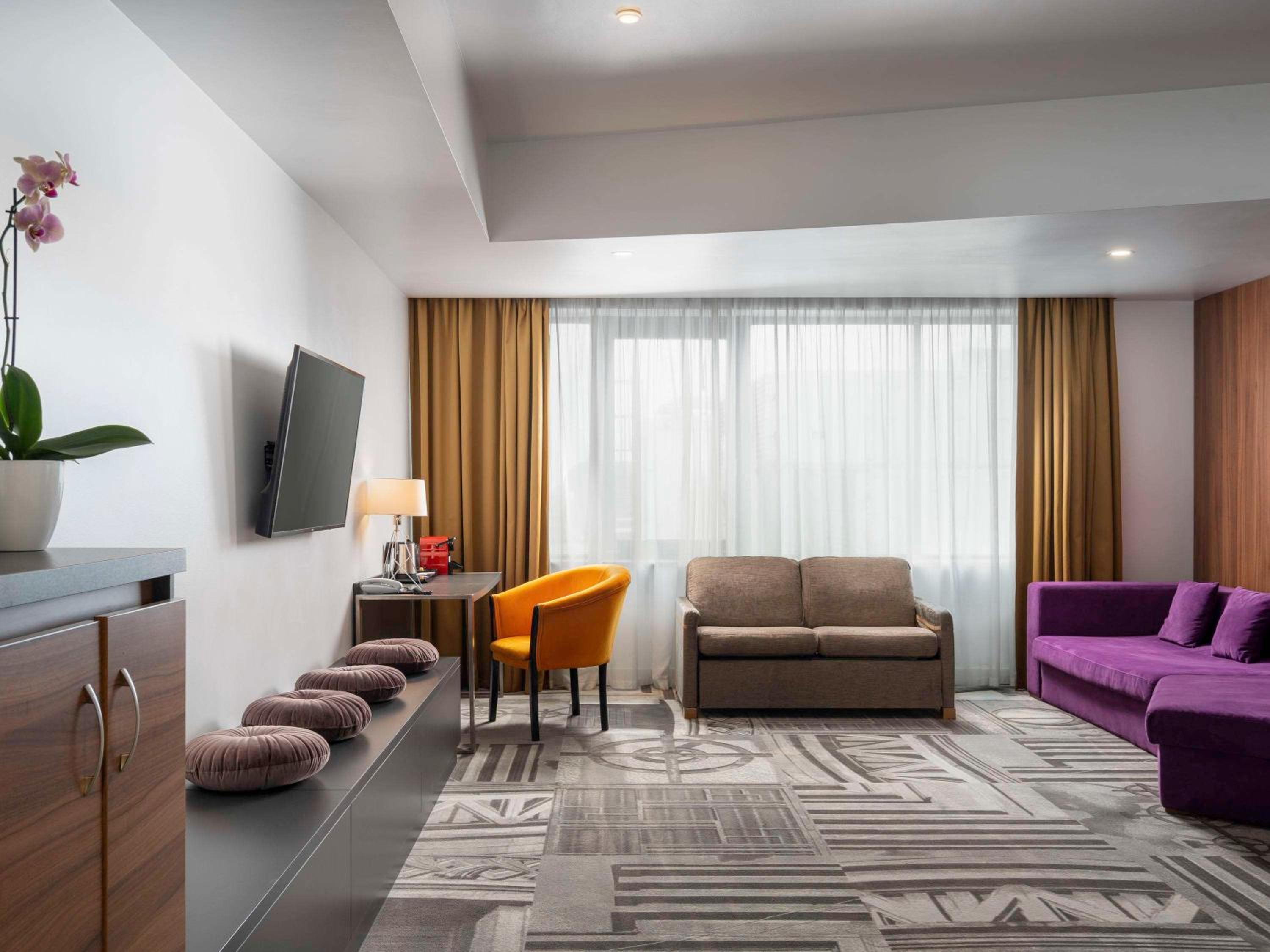 Privilege Suite with Double Bed - Photo 1