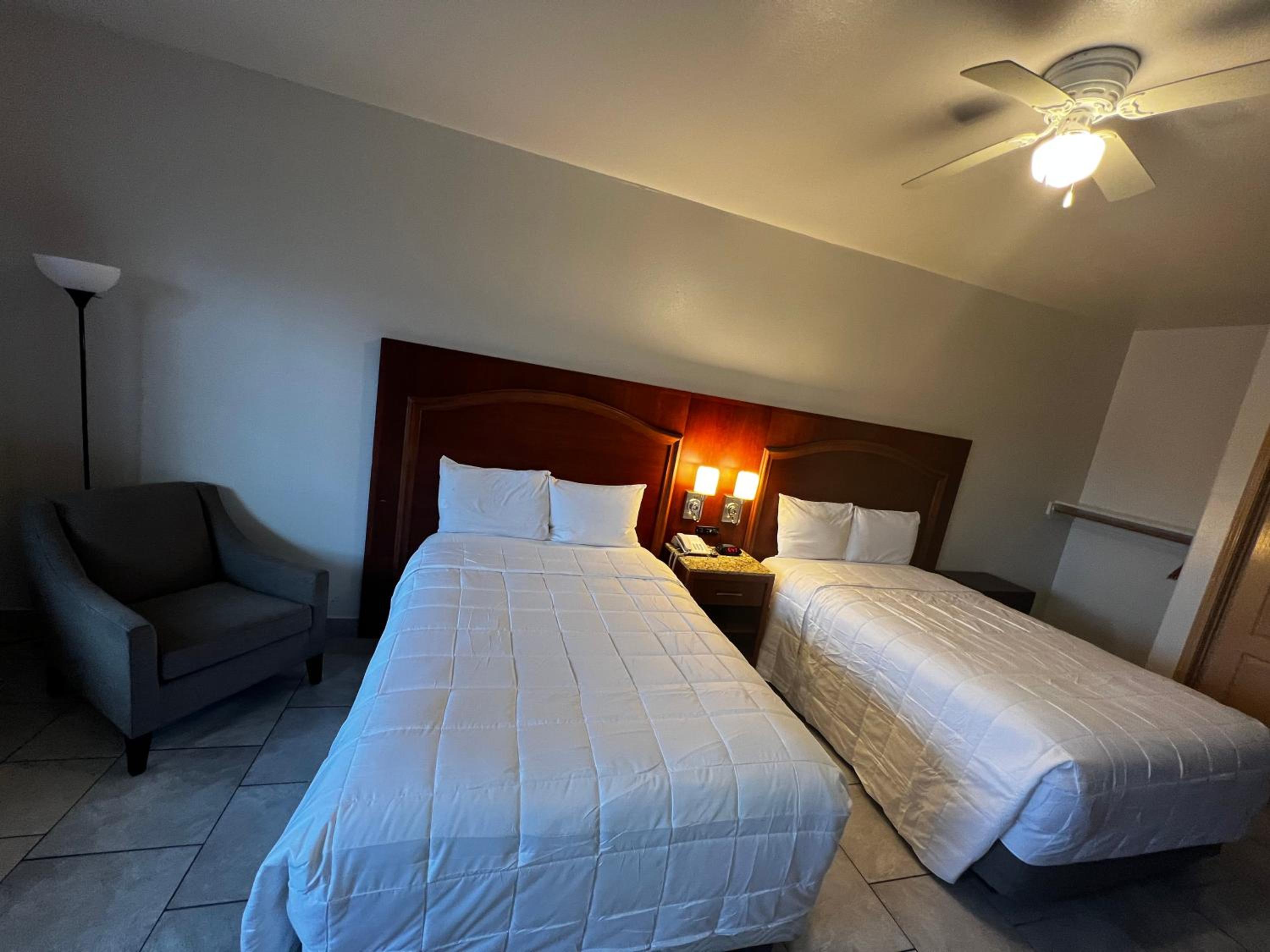 Double Room with Two Double Beds - Non-Smoking