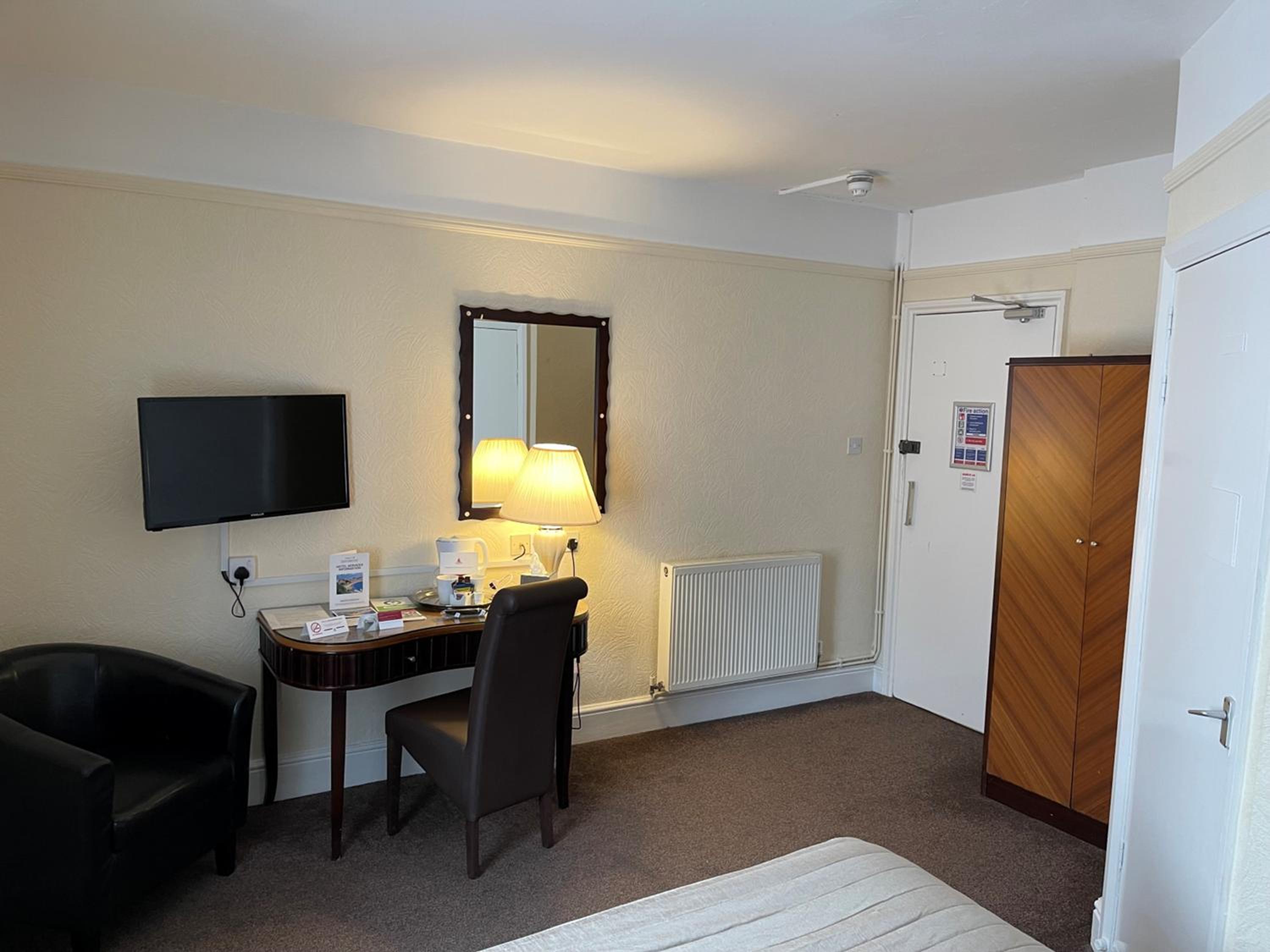 Standard Double Room - Photo 1