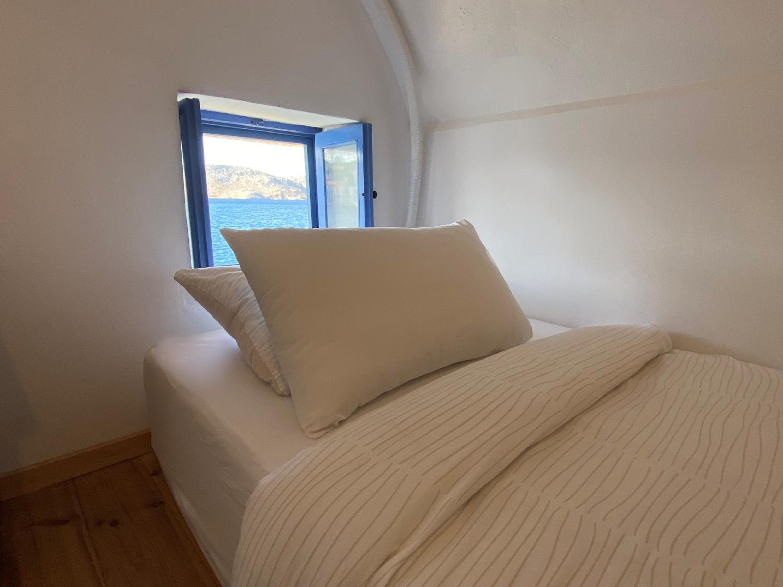 Two-Bedroom Apartment - Photo 15