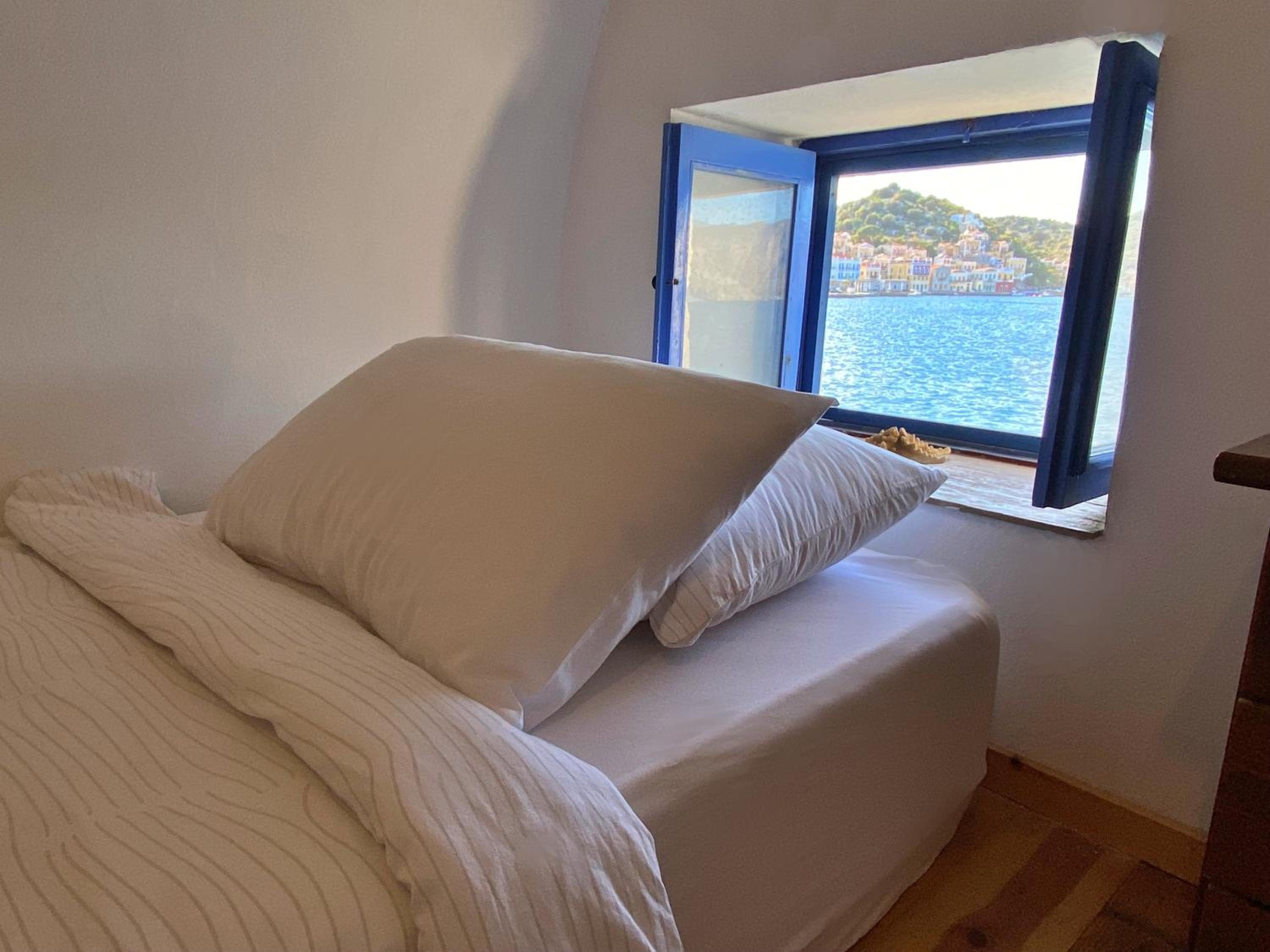 Two-Bedroom Apartment - Photo 16