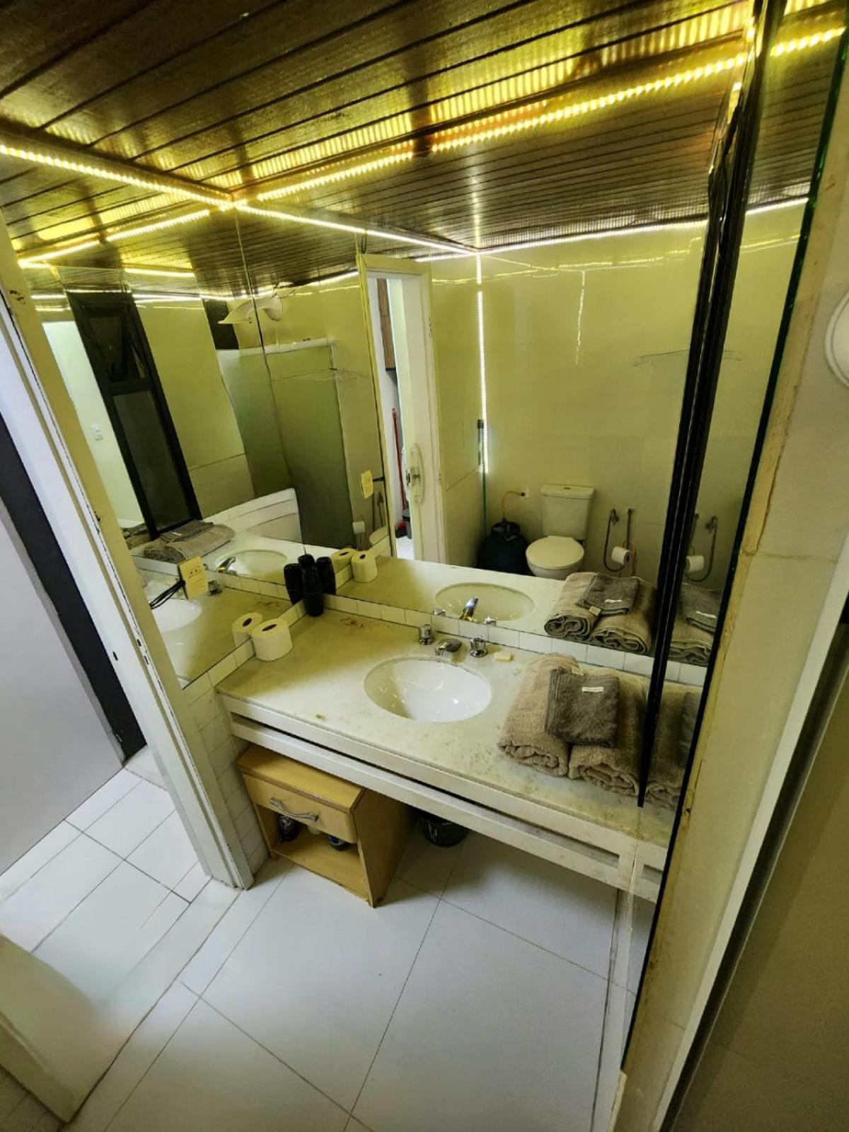 Studio Apartment - Photo 10