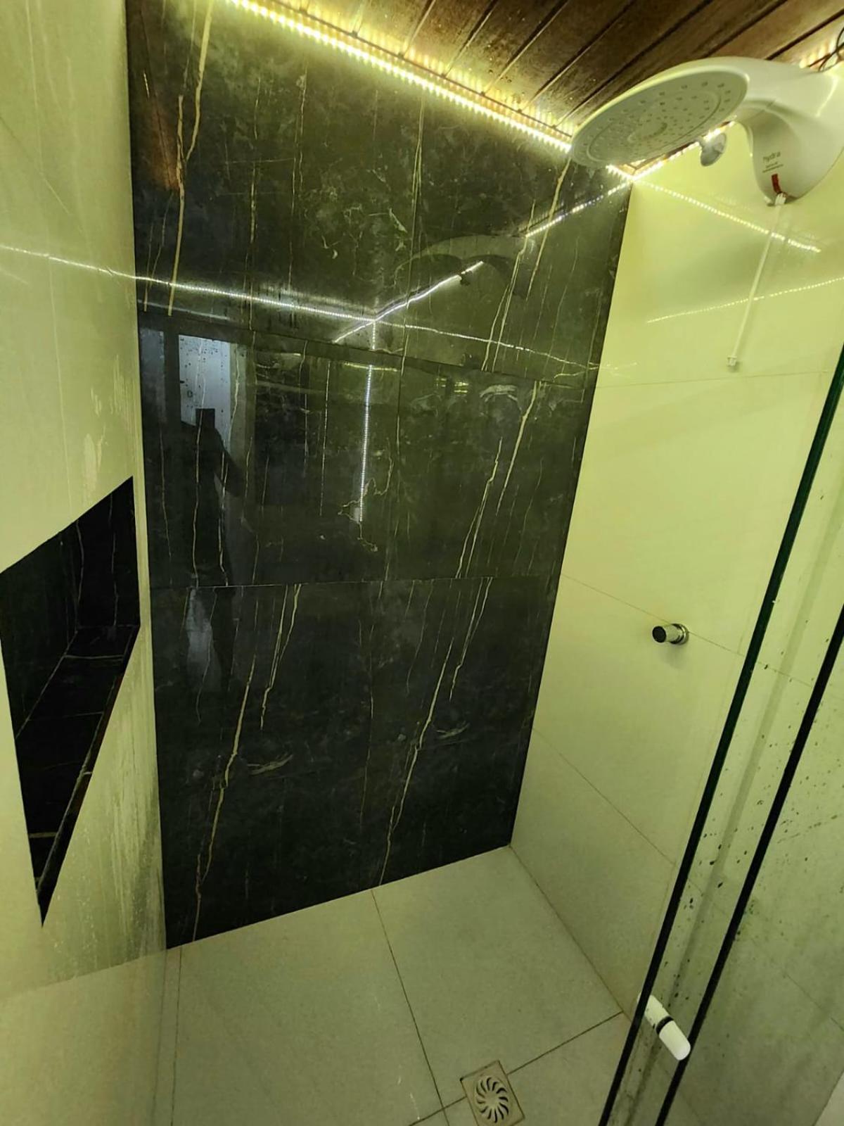 Studio Apartment - Photo 11
