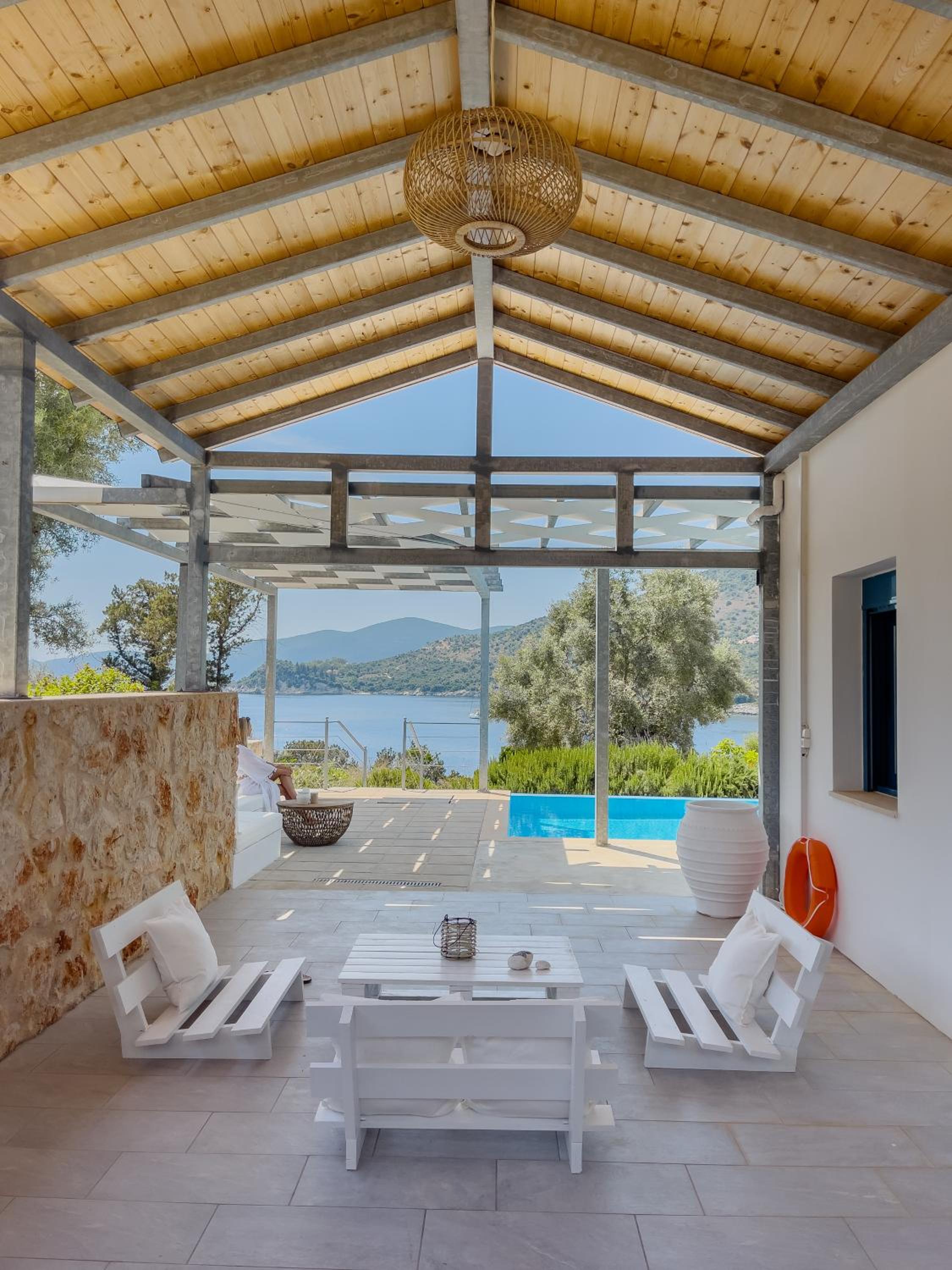 Three-Bedroom Villa photo 2