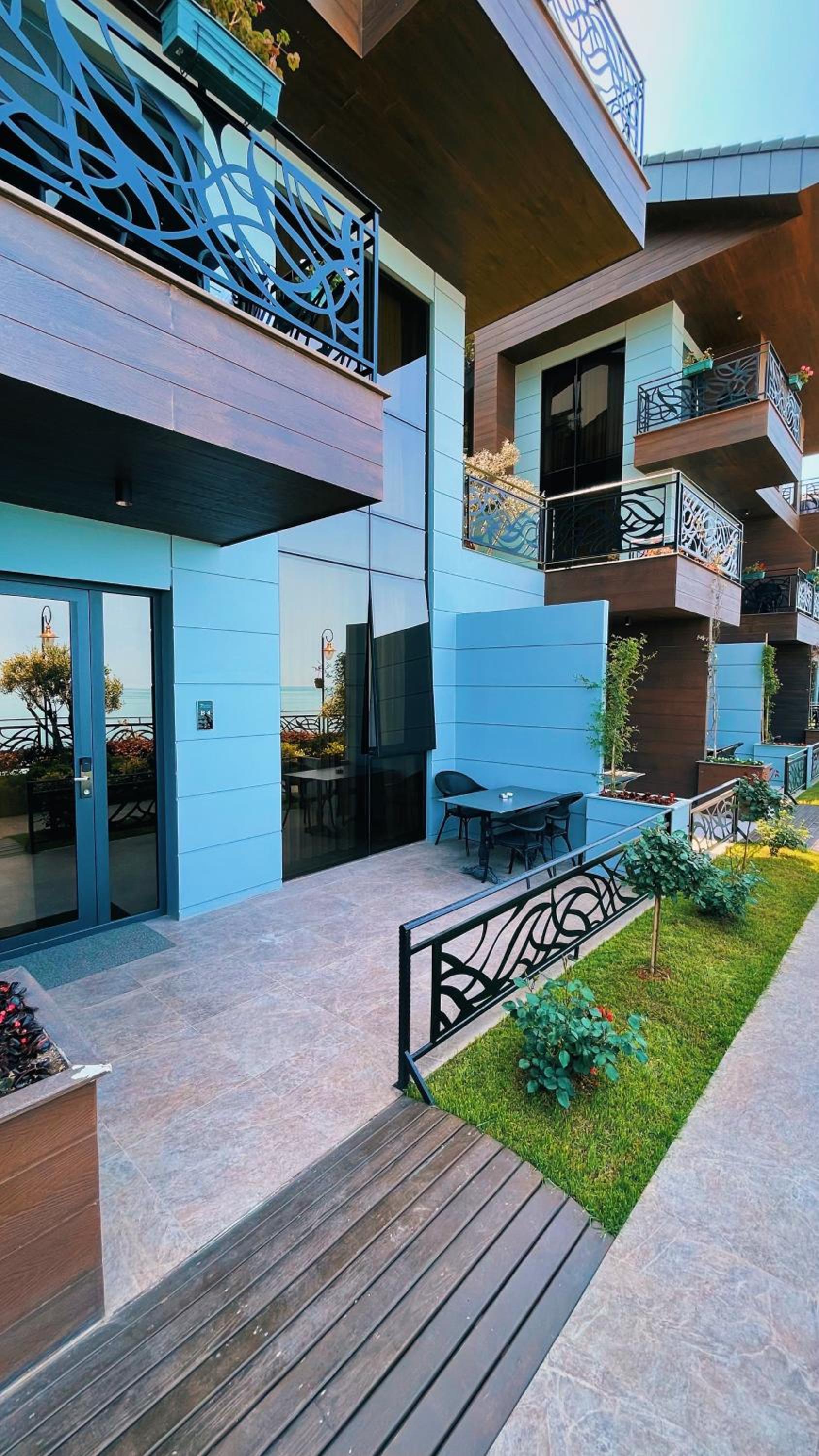 Deluxe Twin Room with Garden and Terrace photo 2