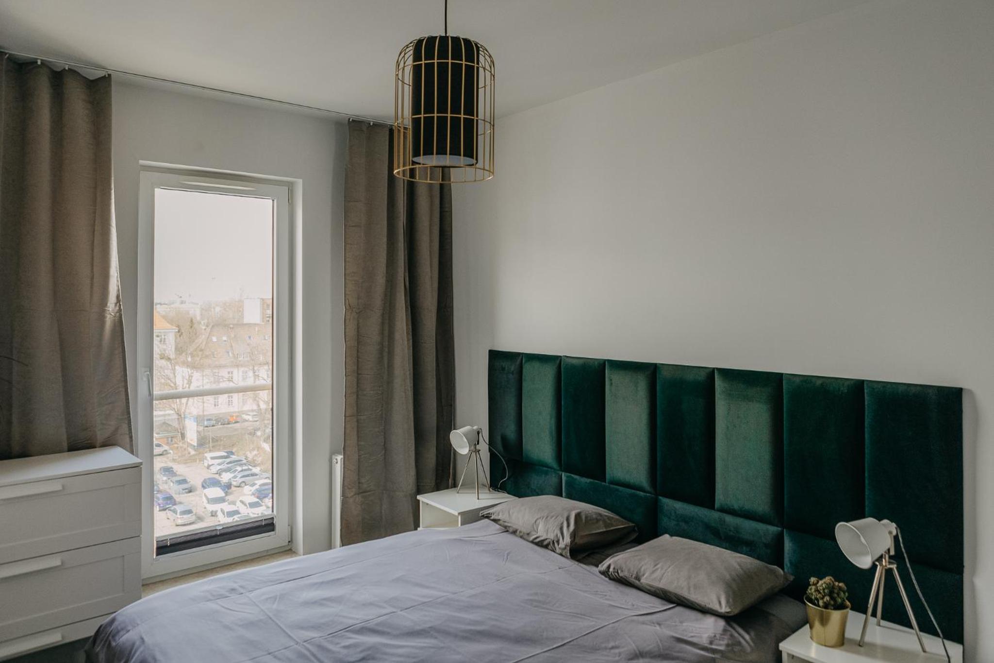 One-Bedroom Apartment - Photo 6