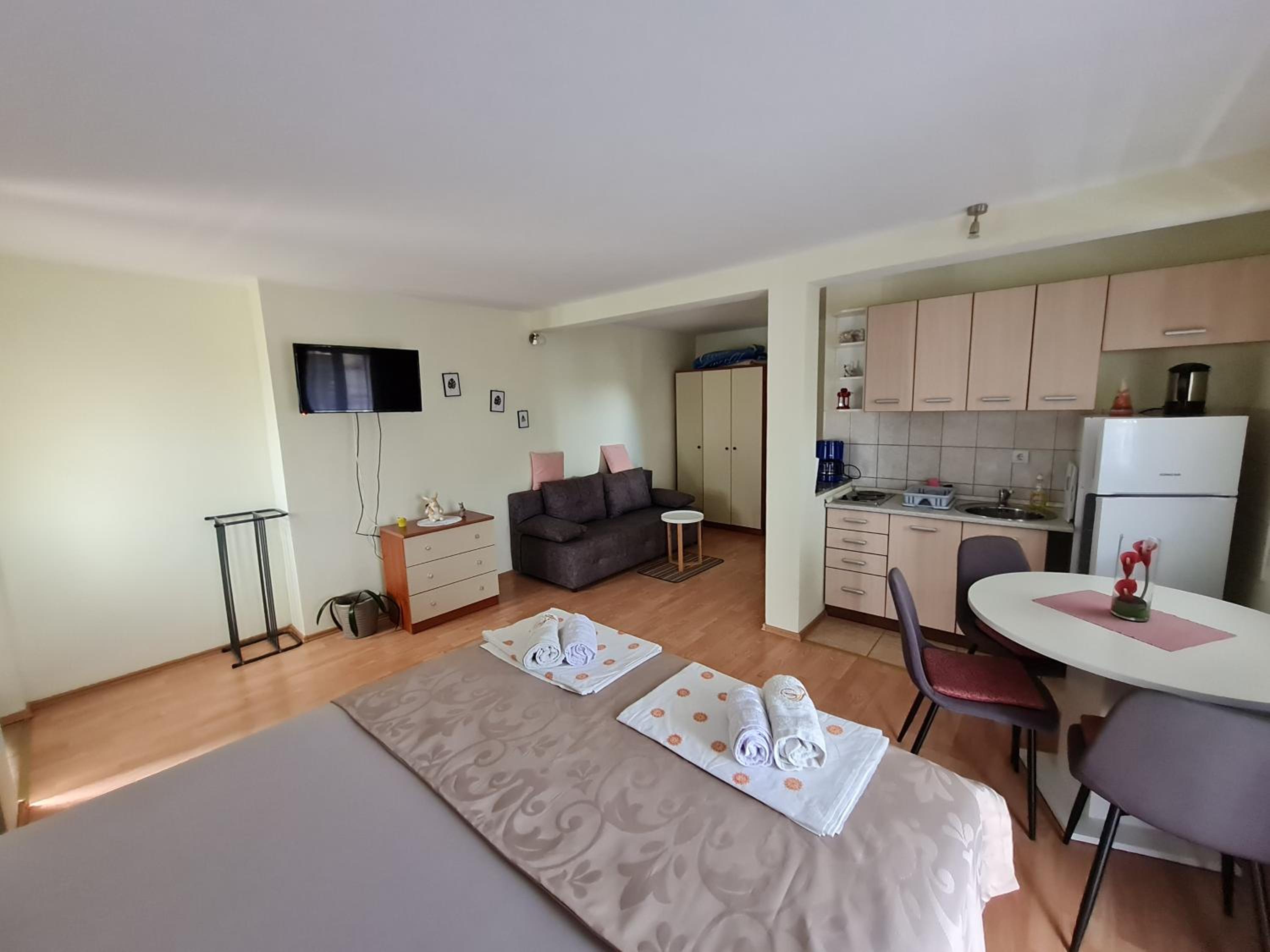 Apartment - Photo 16
