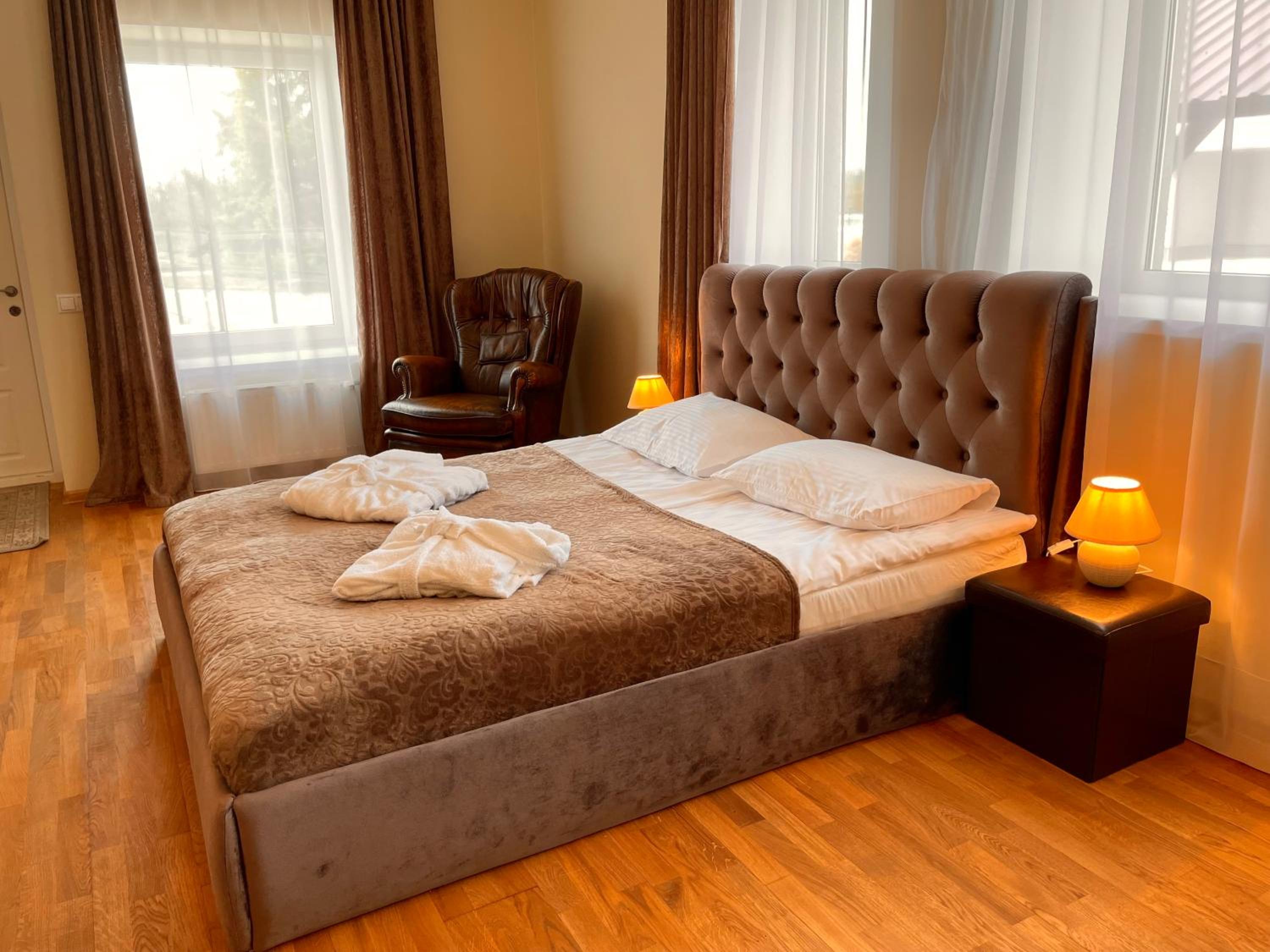 Double Room with Spa Package - Photo 6