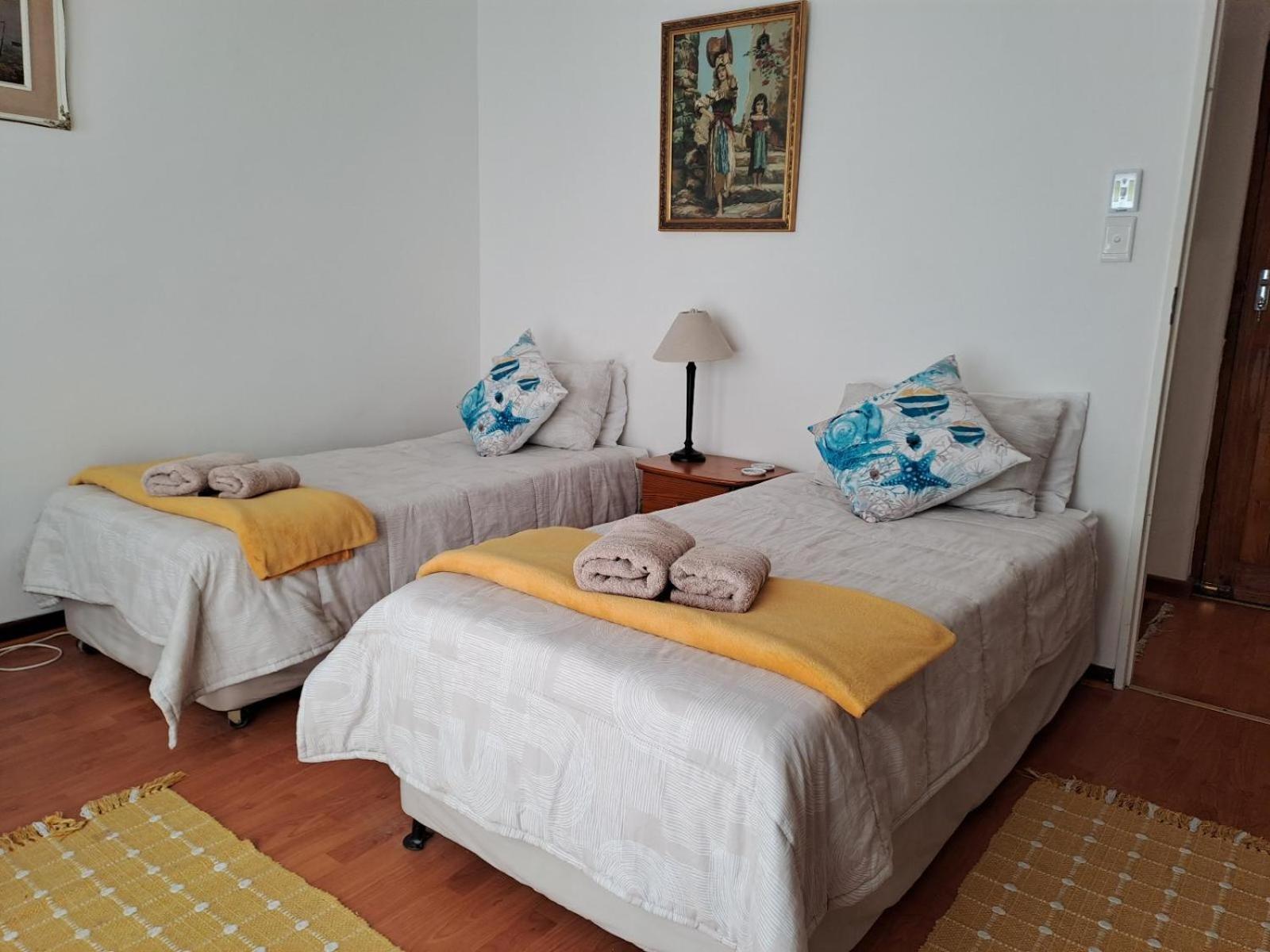 Standard Twin Room - Photo 1