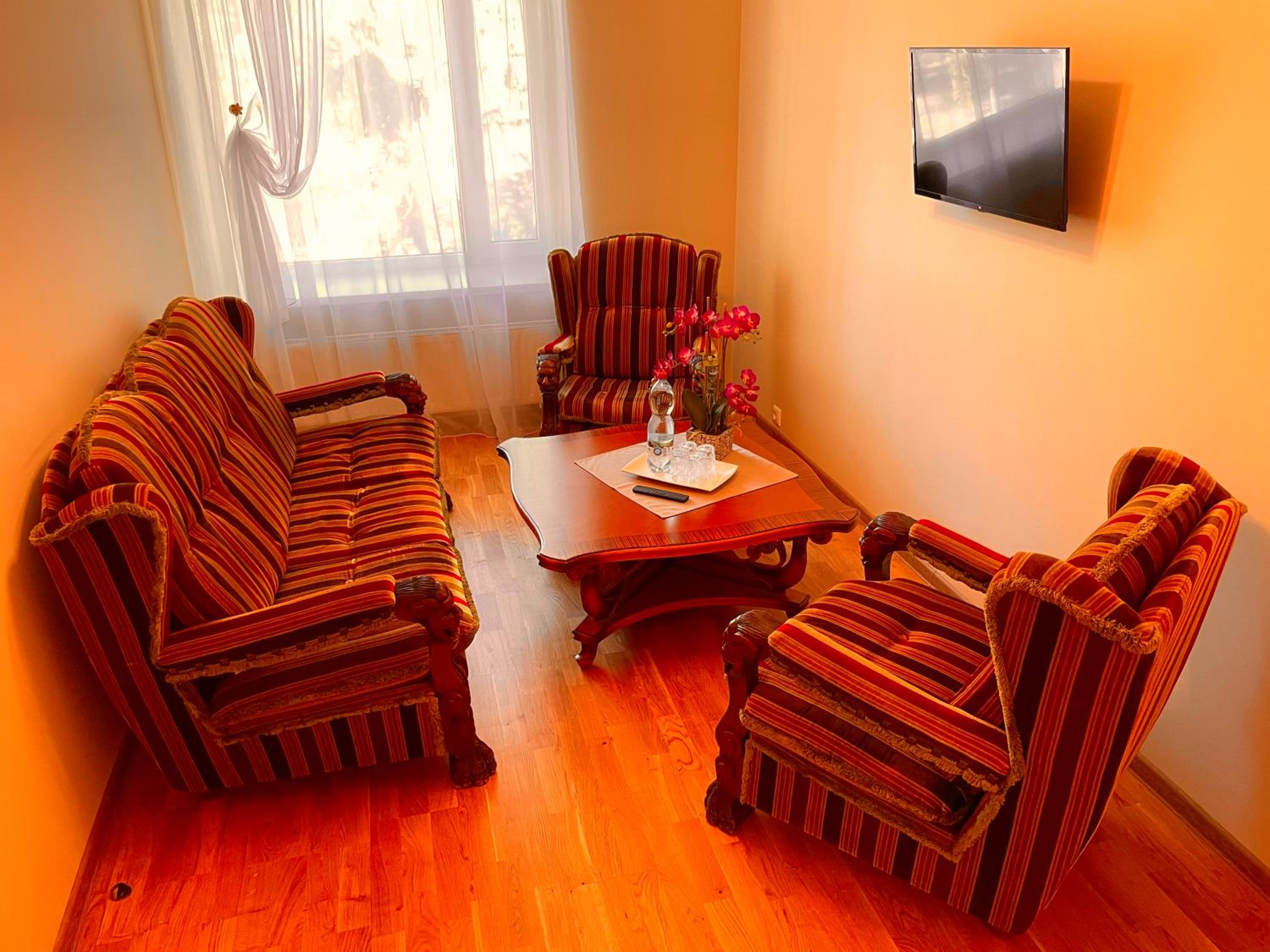 Premium Quadruple Room - Photo 3