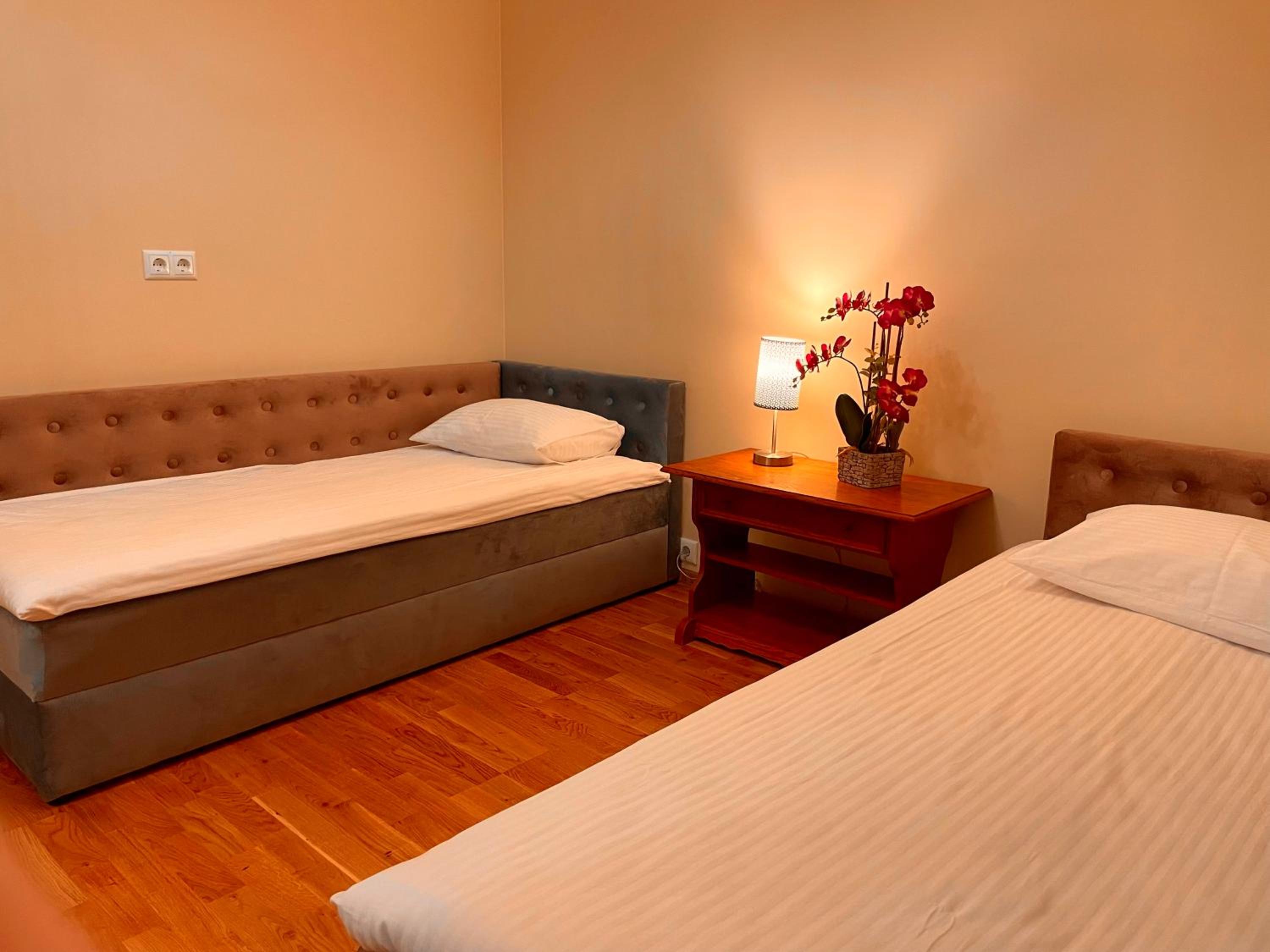 Premium Quadruple Room with Spa Package - Photo 6