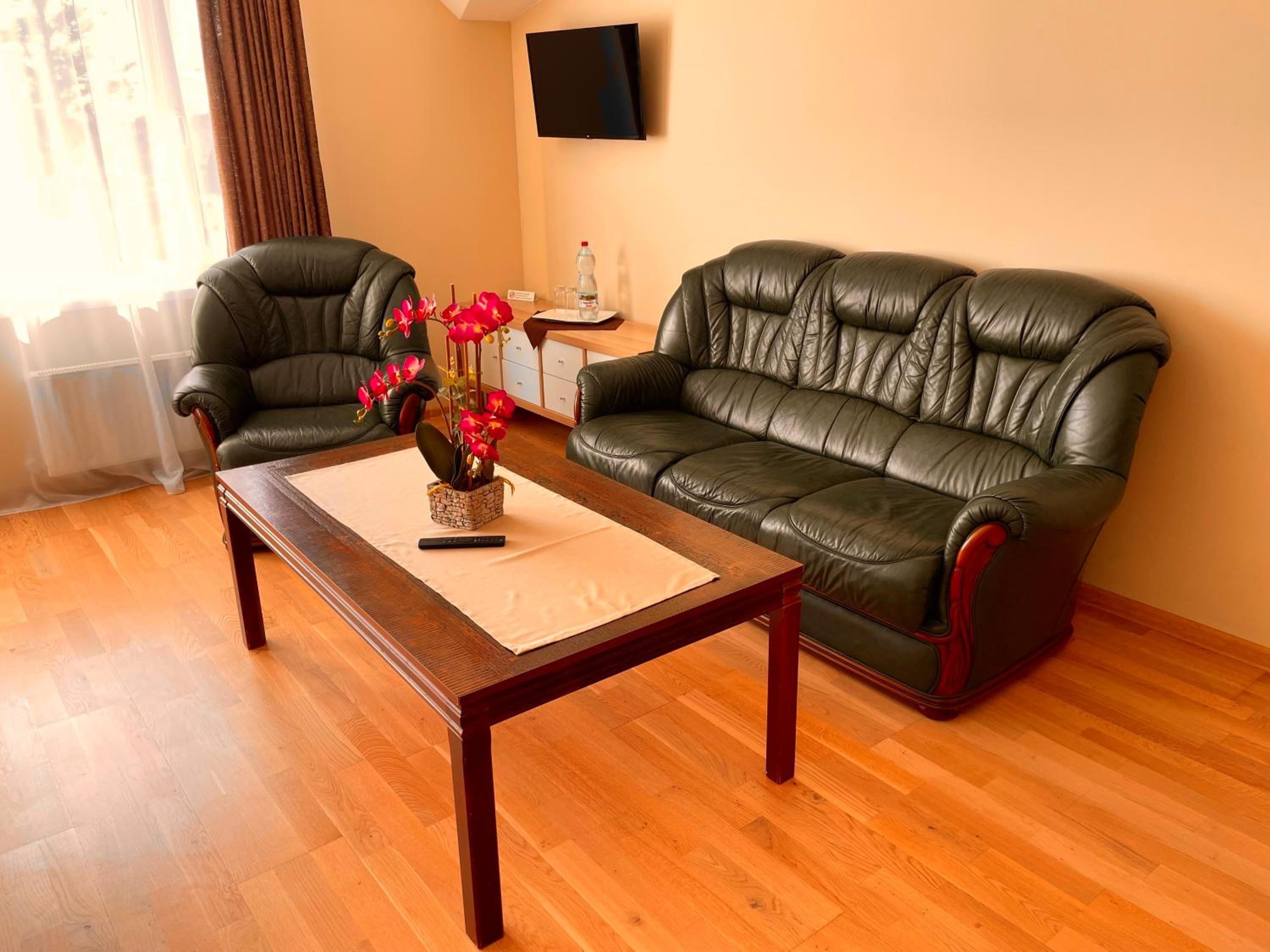 Triple Room with Spa Package