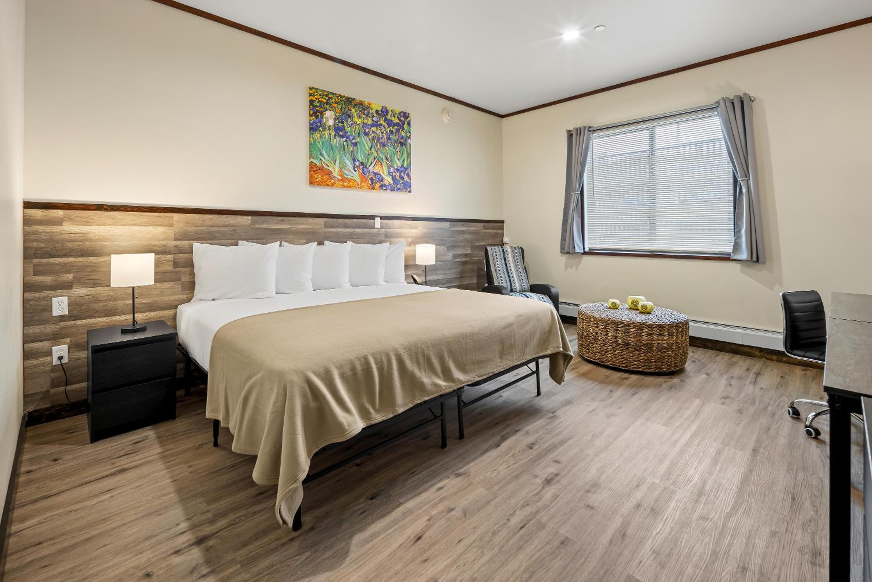 Superior King Room - Photo 2
