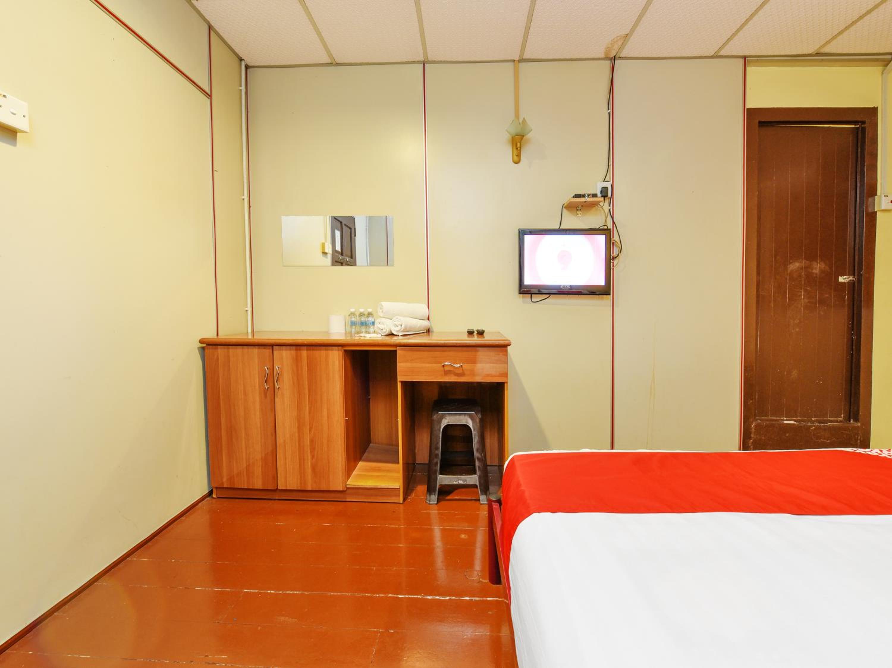 Deluxe Triple Room photo 2