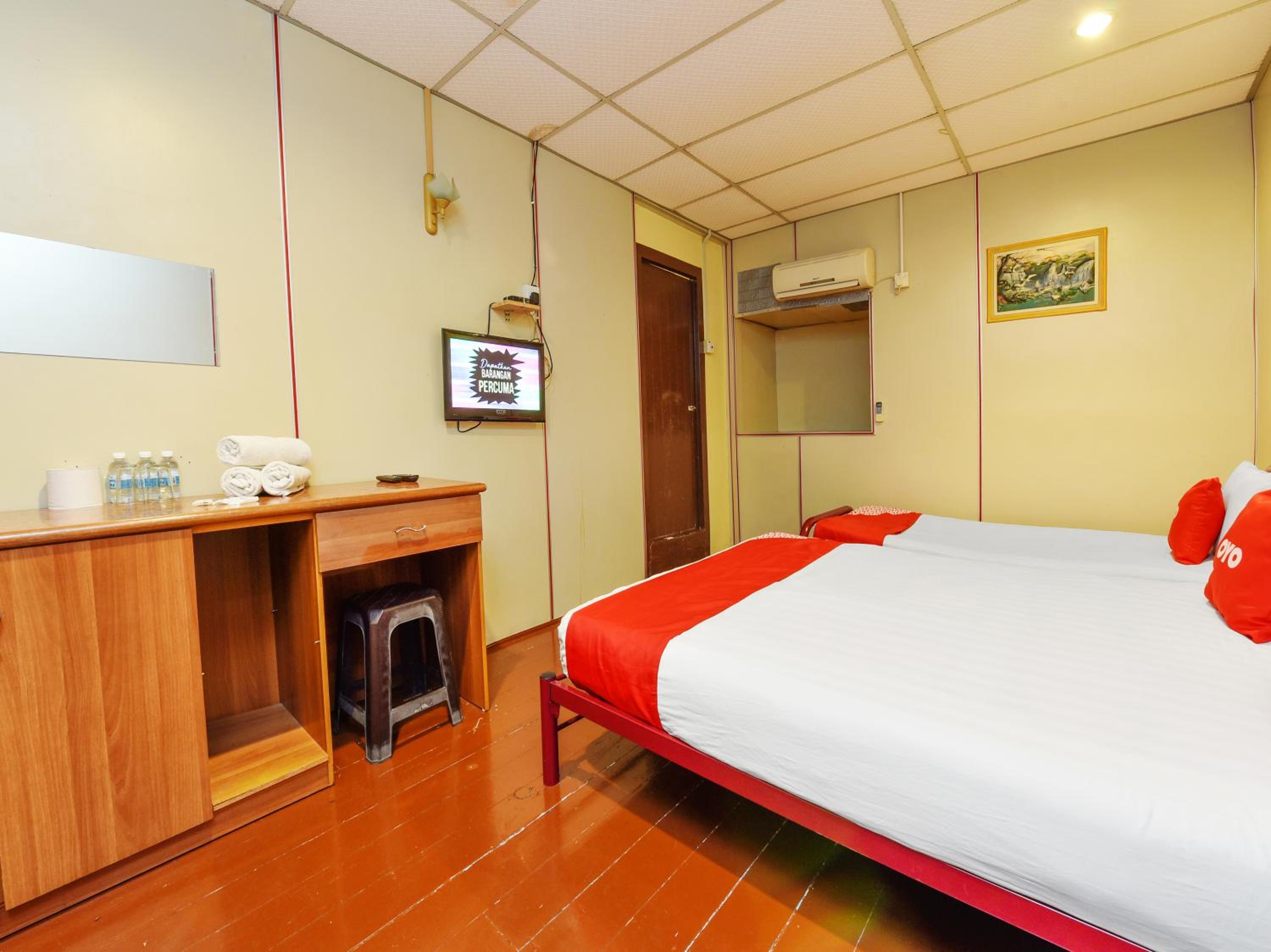 Deluxe Triple Room photo 2