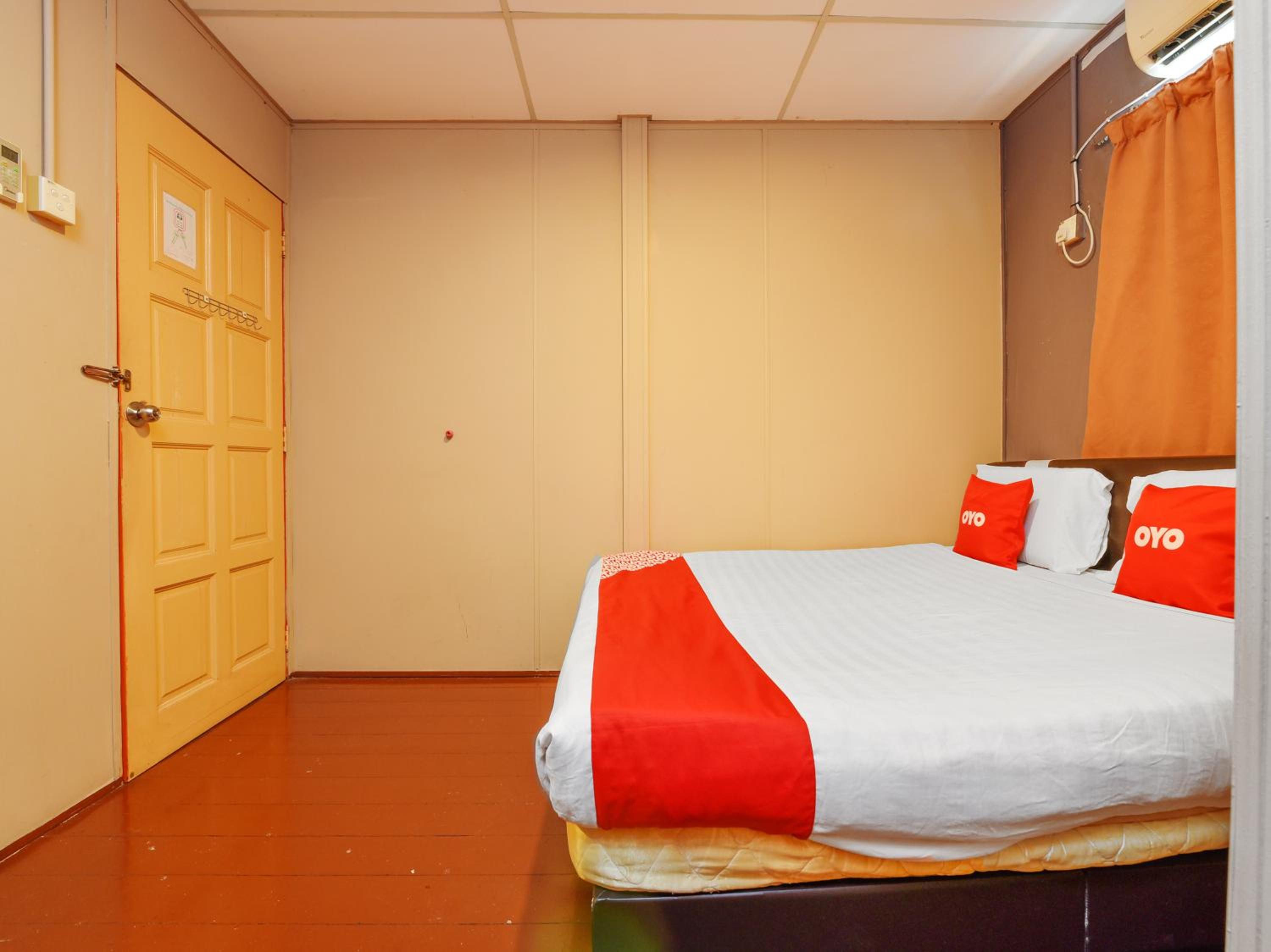 Deluxe Double Room photo 3