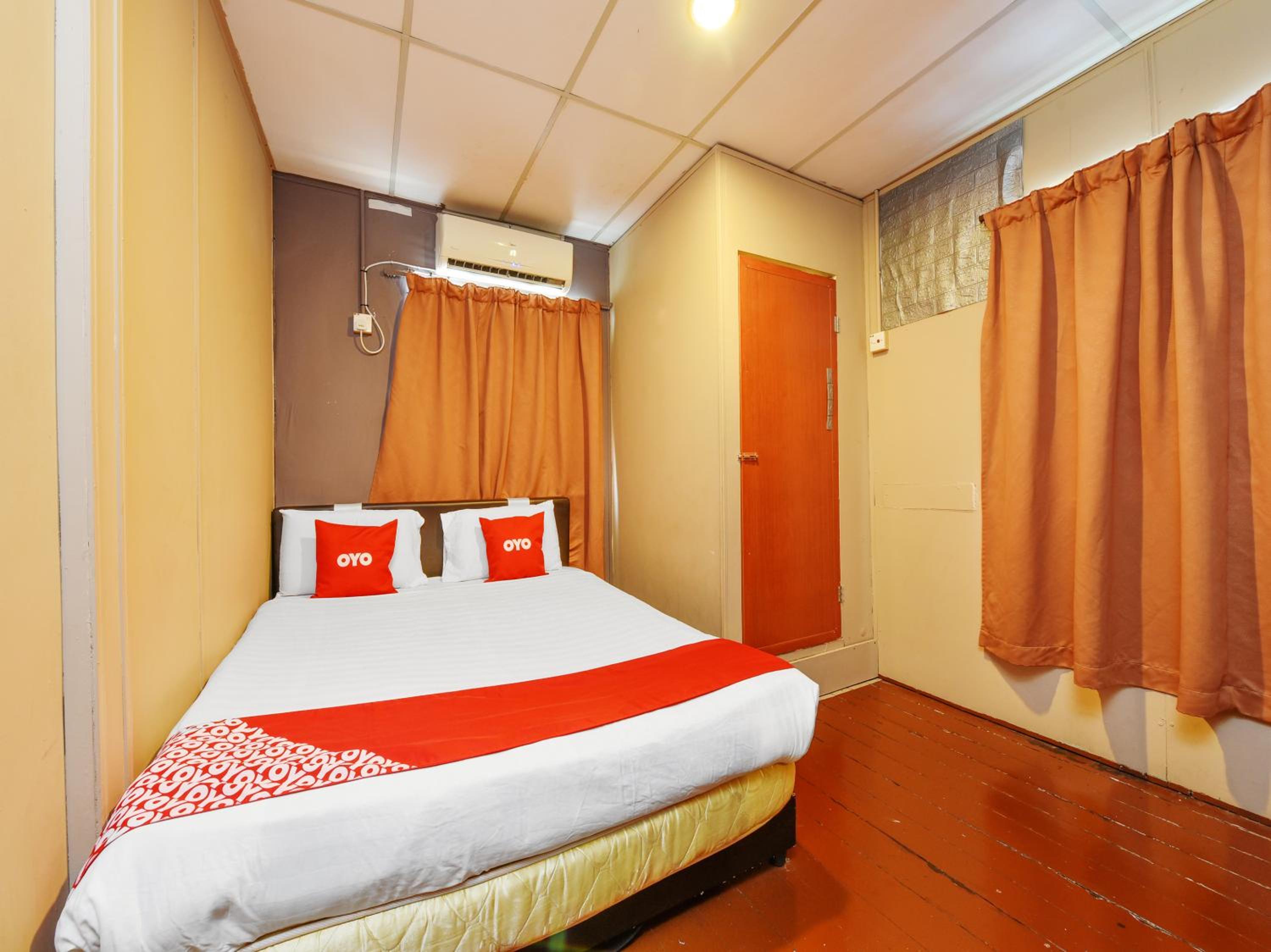 Deluxe Double Room photo 2