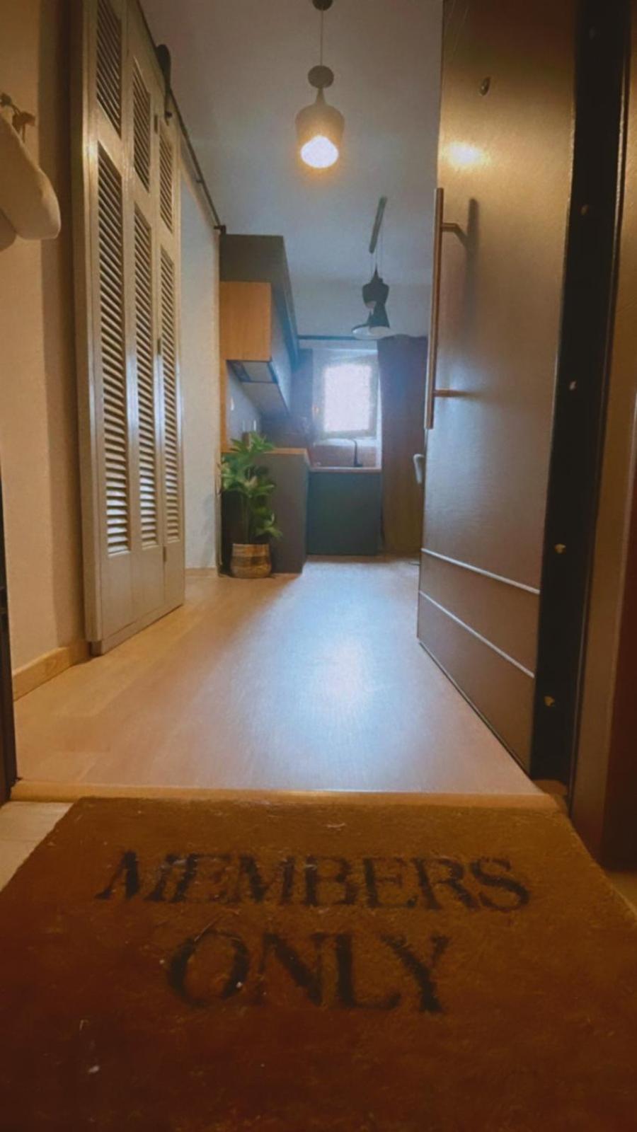 Studio Apartment photo 3