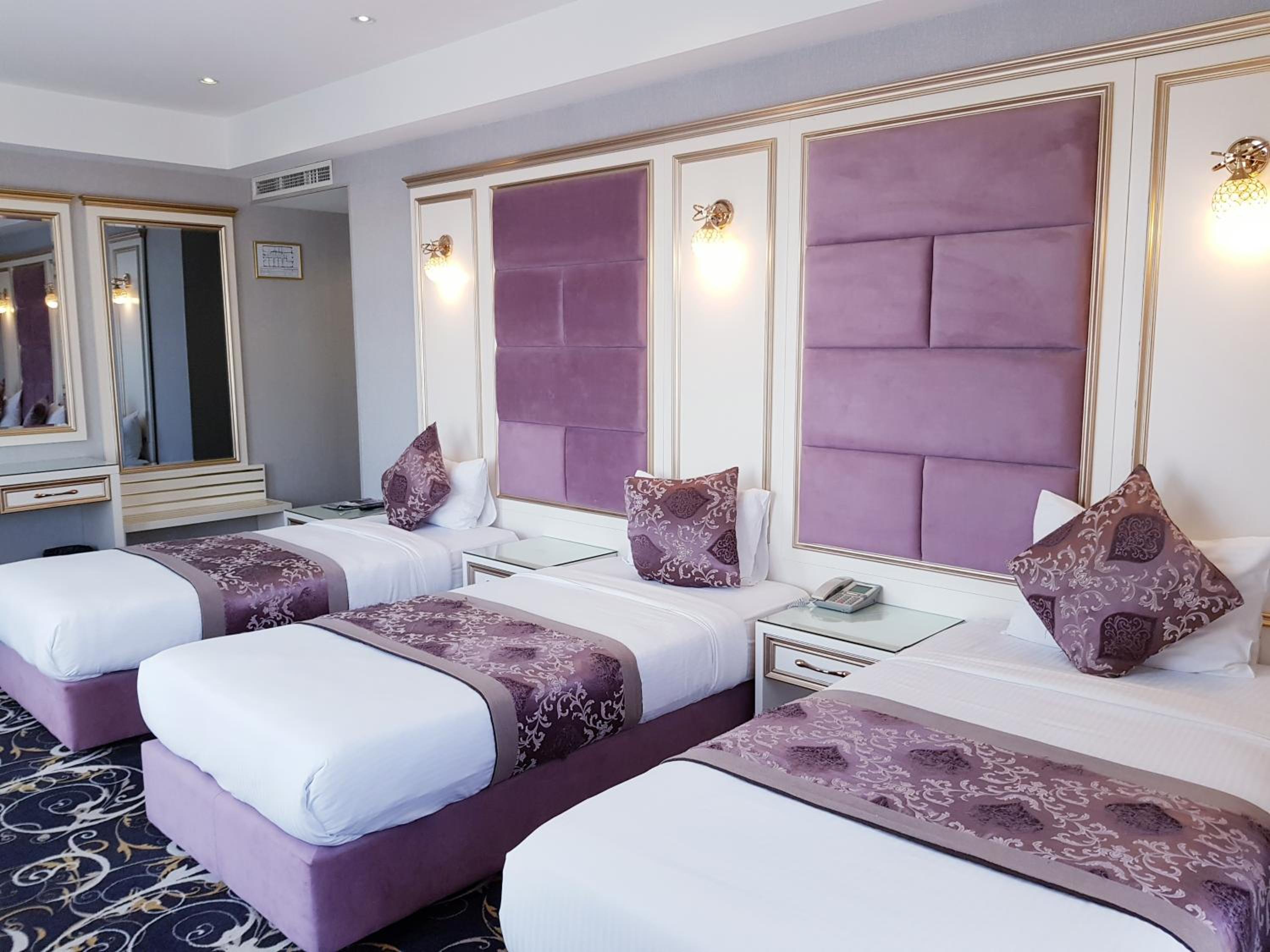 Standard Triple Room - Photo 4