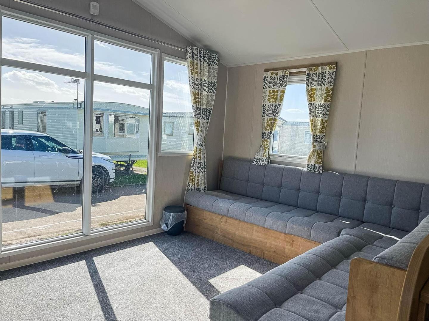 Mobile Home photo 1