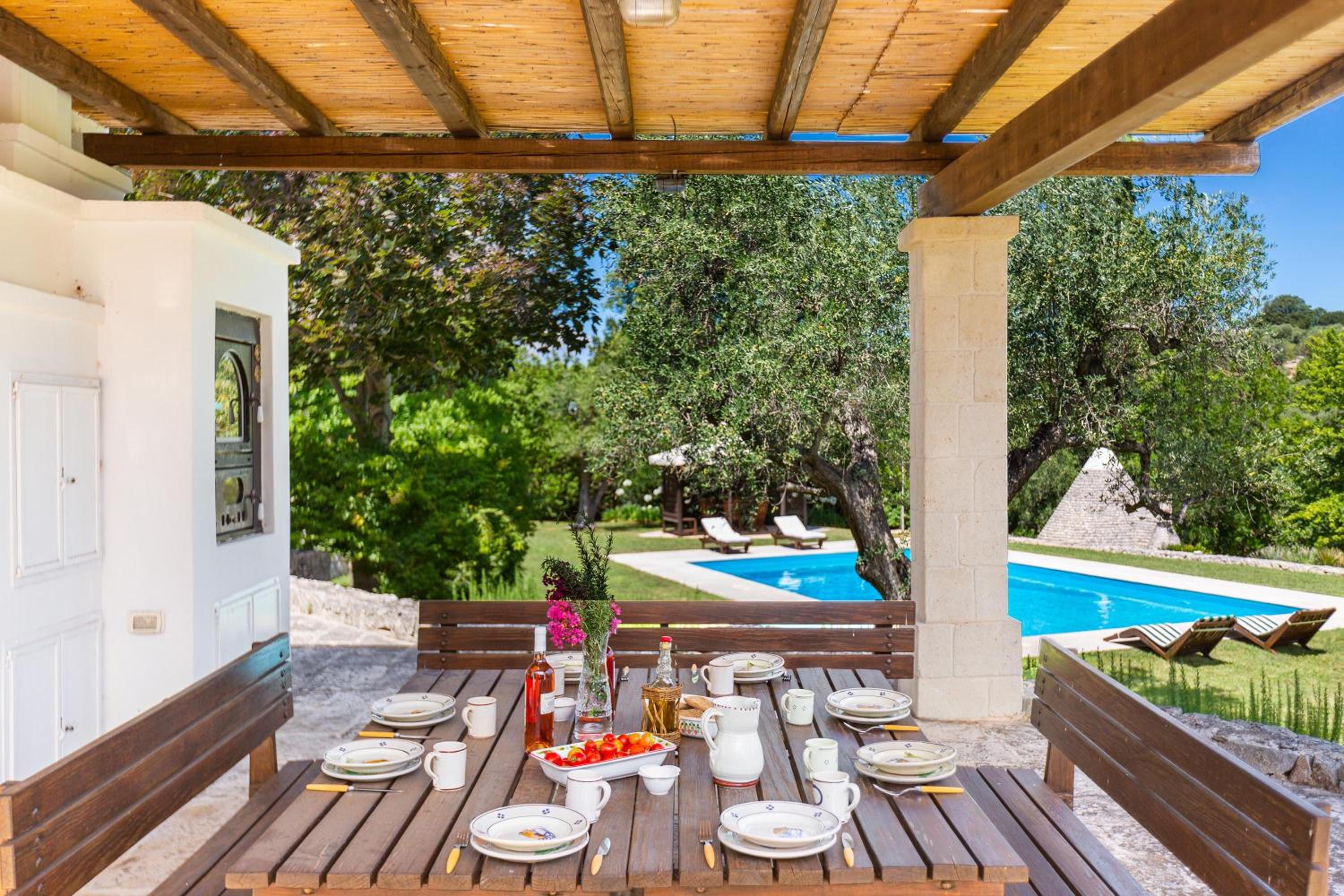 Three-Bedroom Villa photo 2