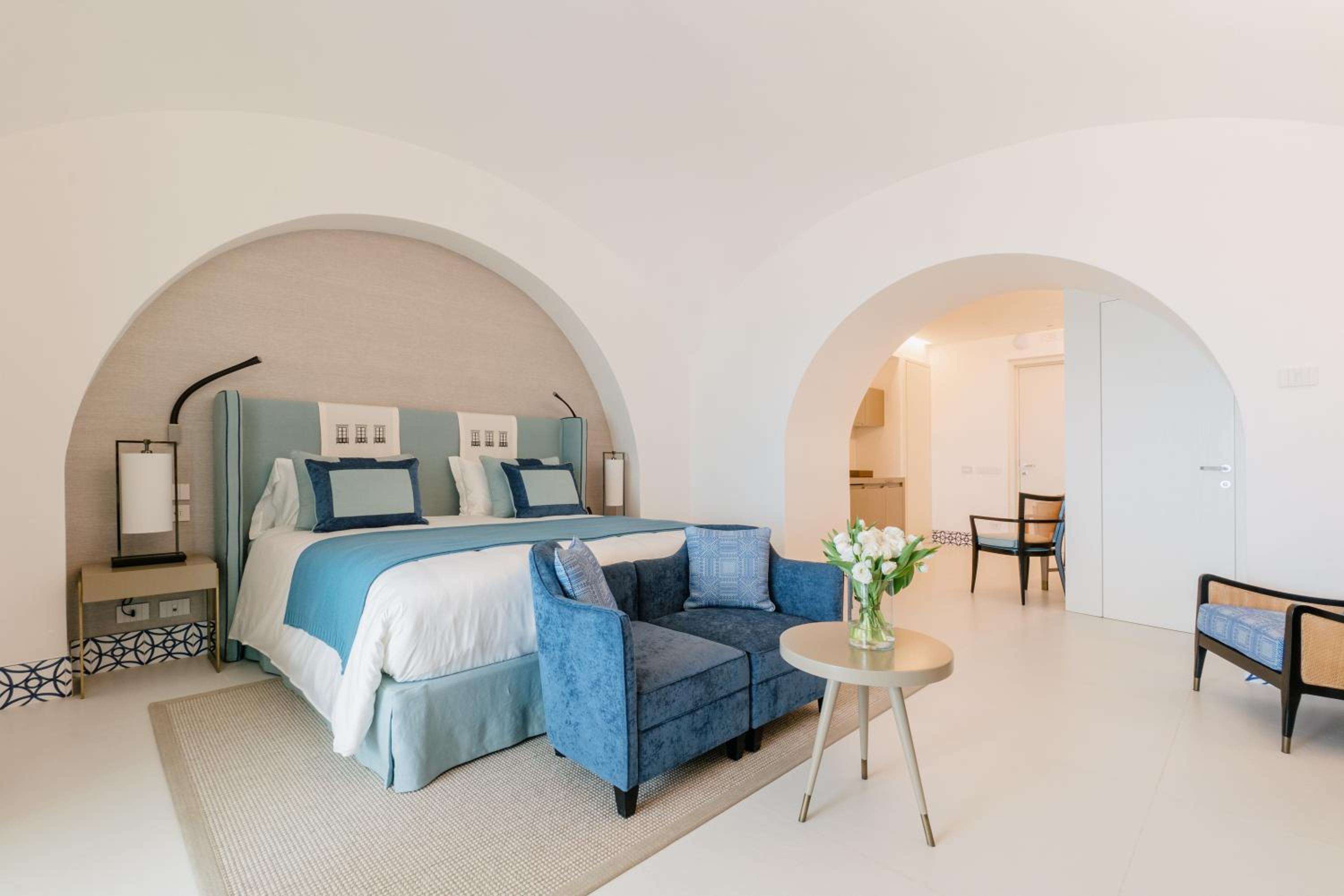 Deluxe Junior Suite - Photo 6