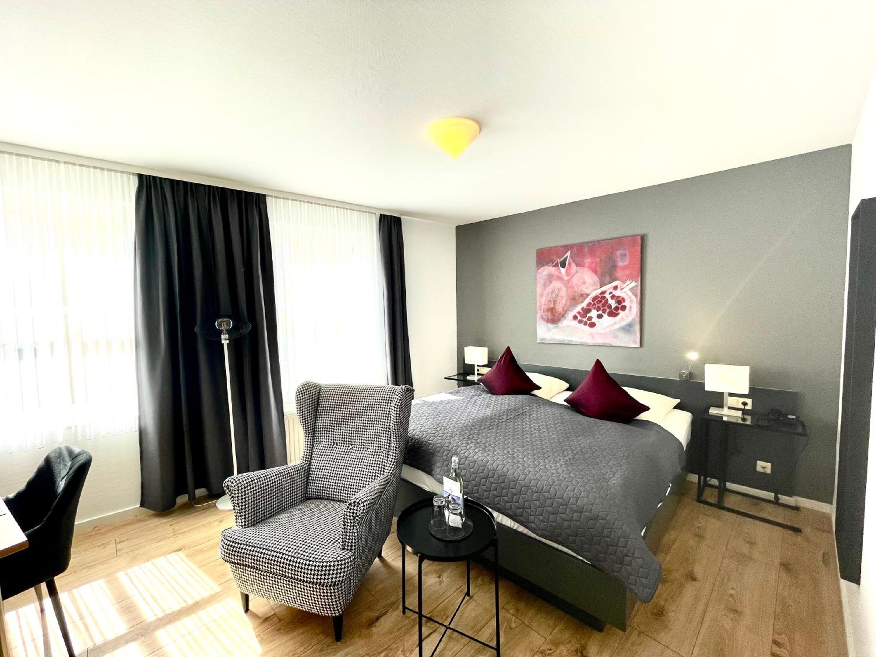Double Room - Photo 1