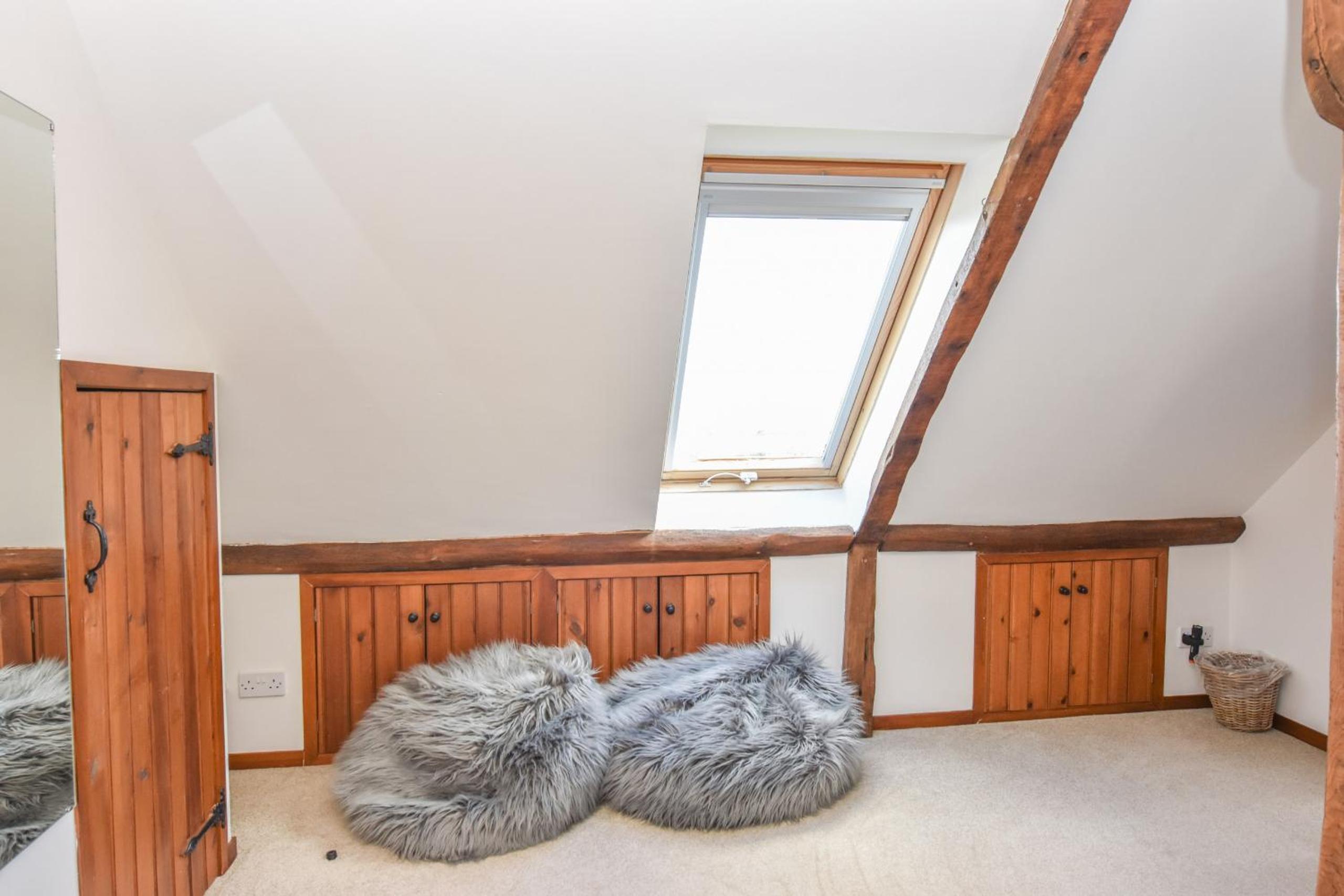 Three-Bedroom House photo 2