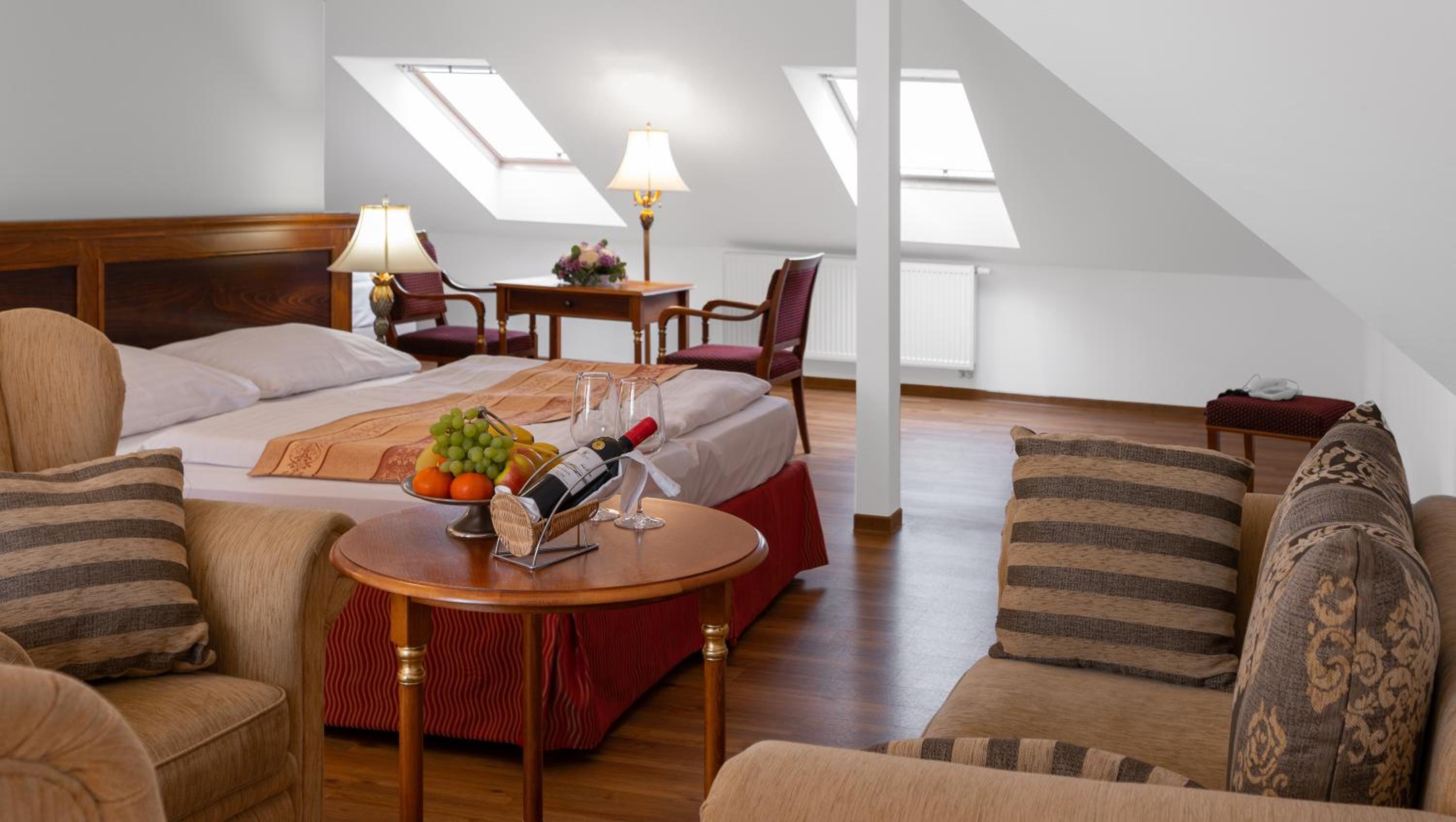 Family Room - Photo 6
