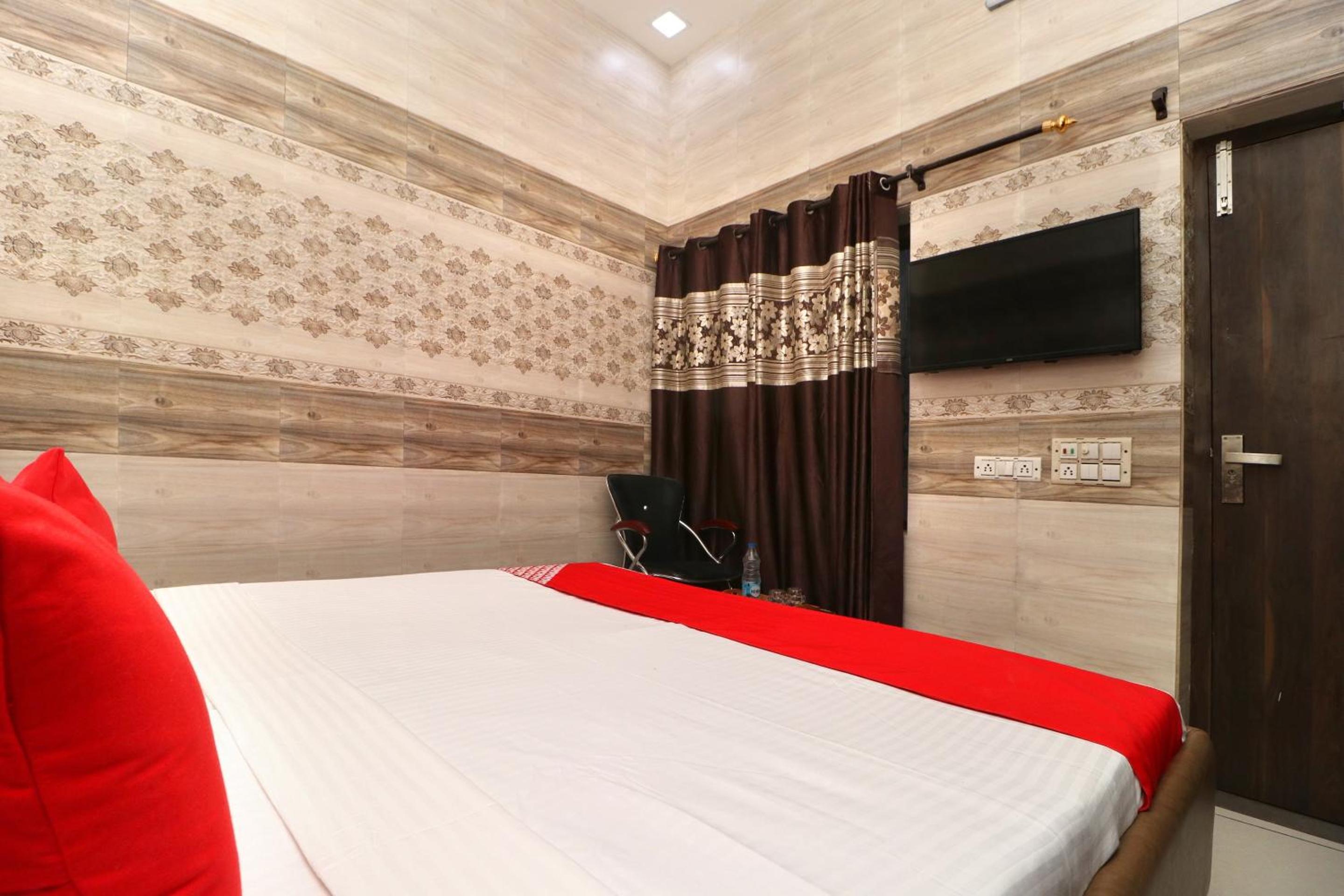 Small Double Room photo 2