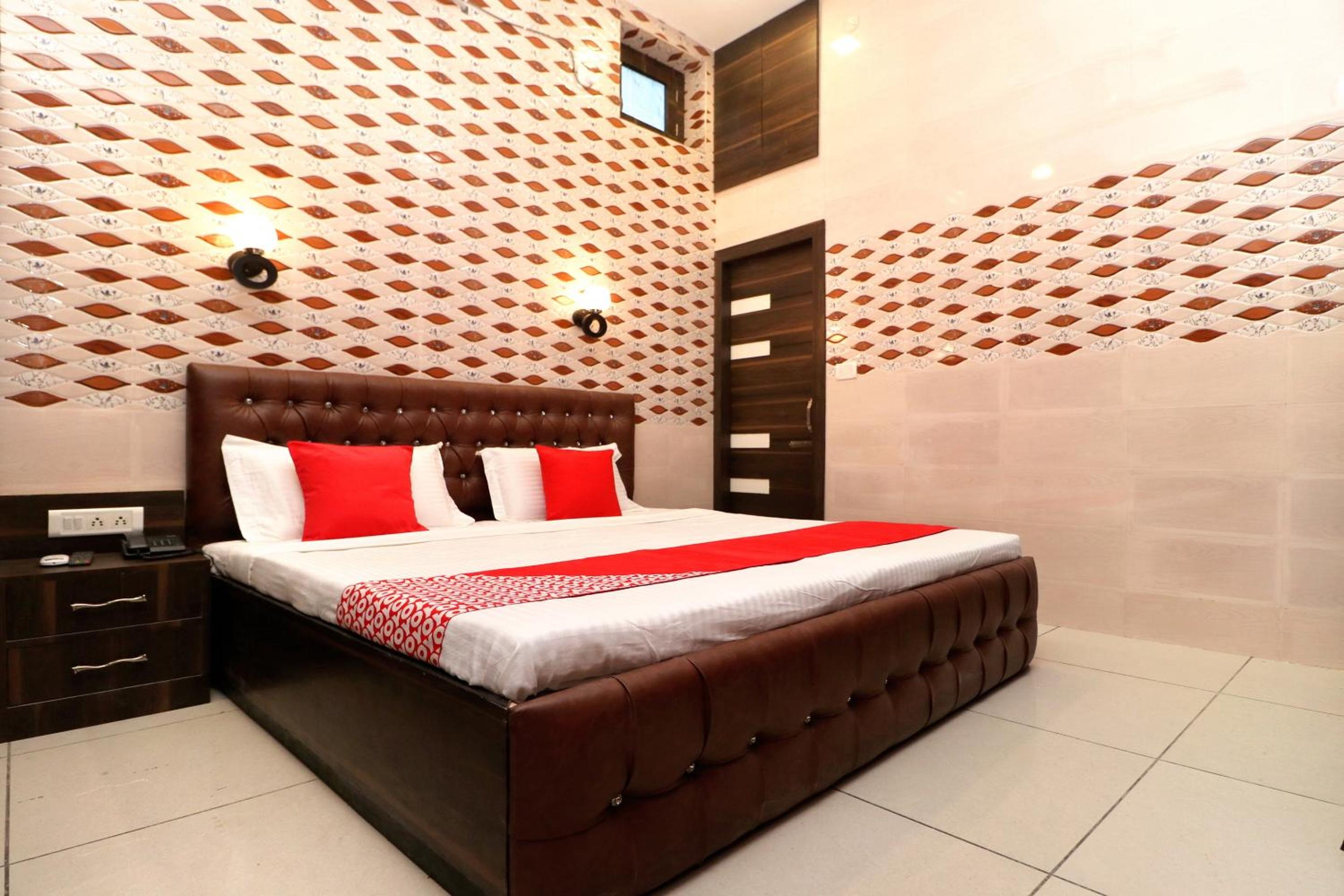 Small Double Room photo 3