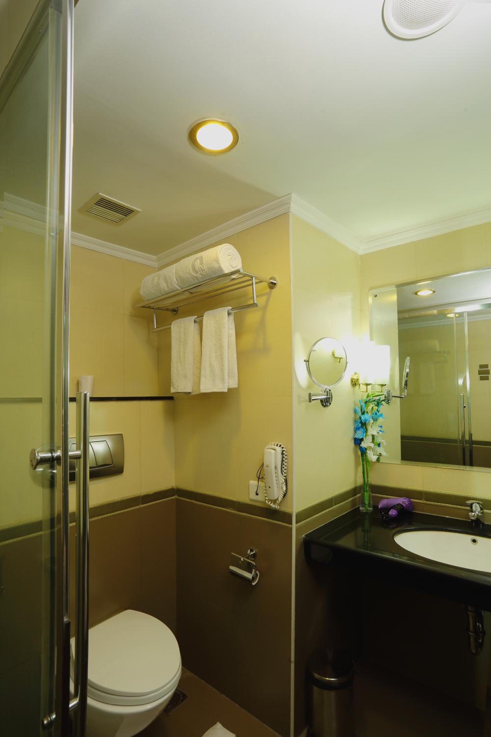 Premium Room - Photo 2