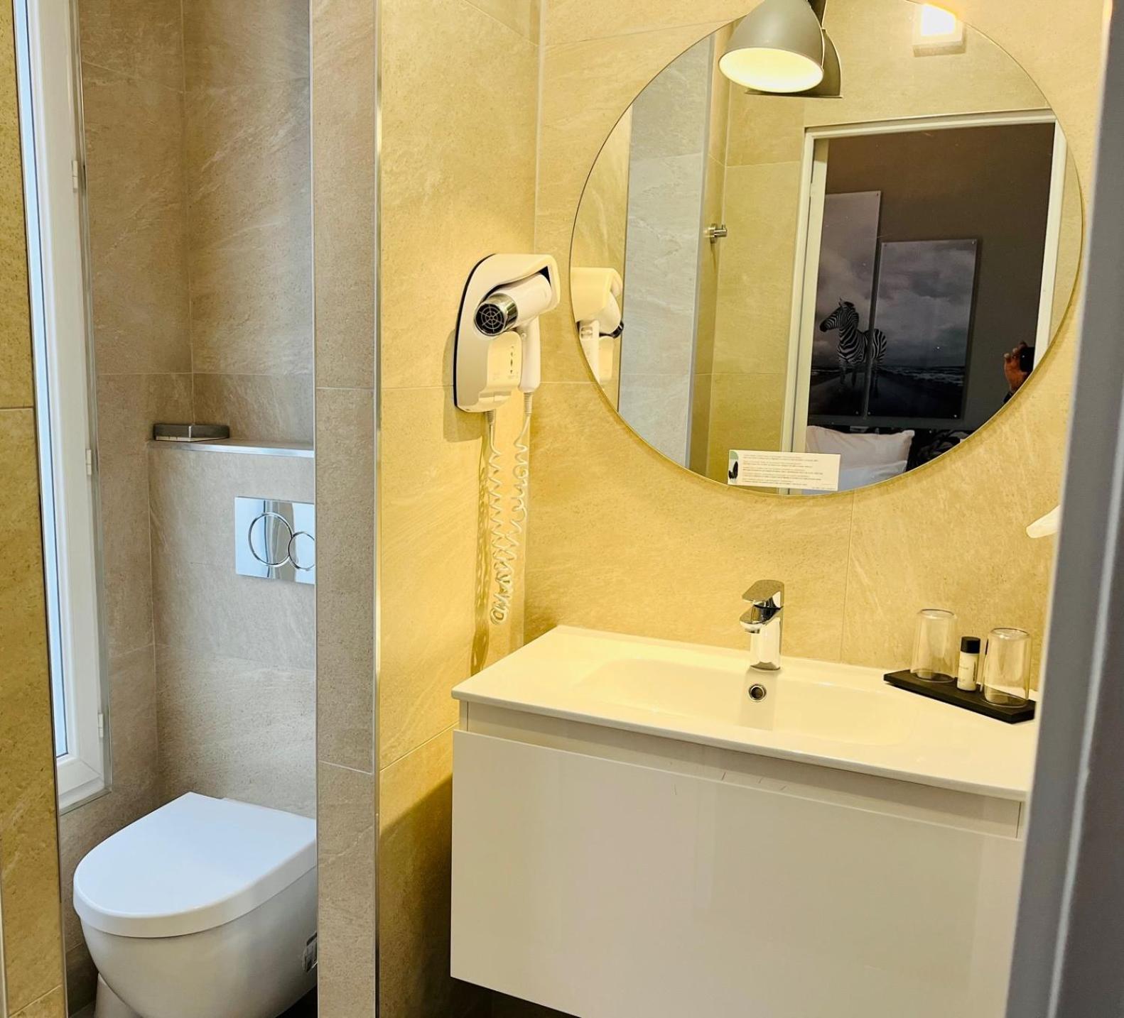 Classic Double Room - Photo 4