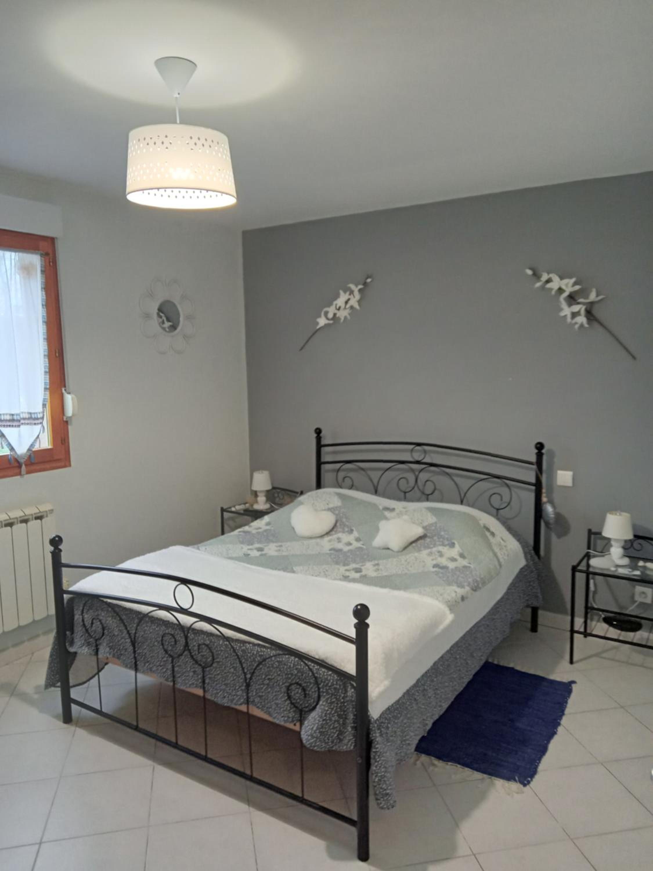 Double Room - Photo 3