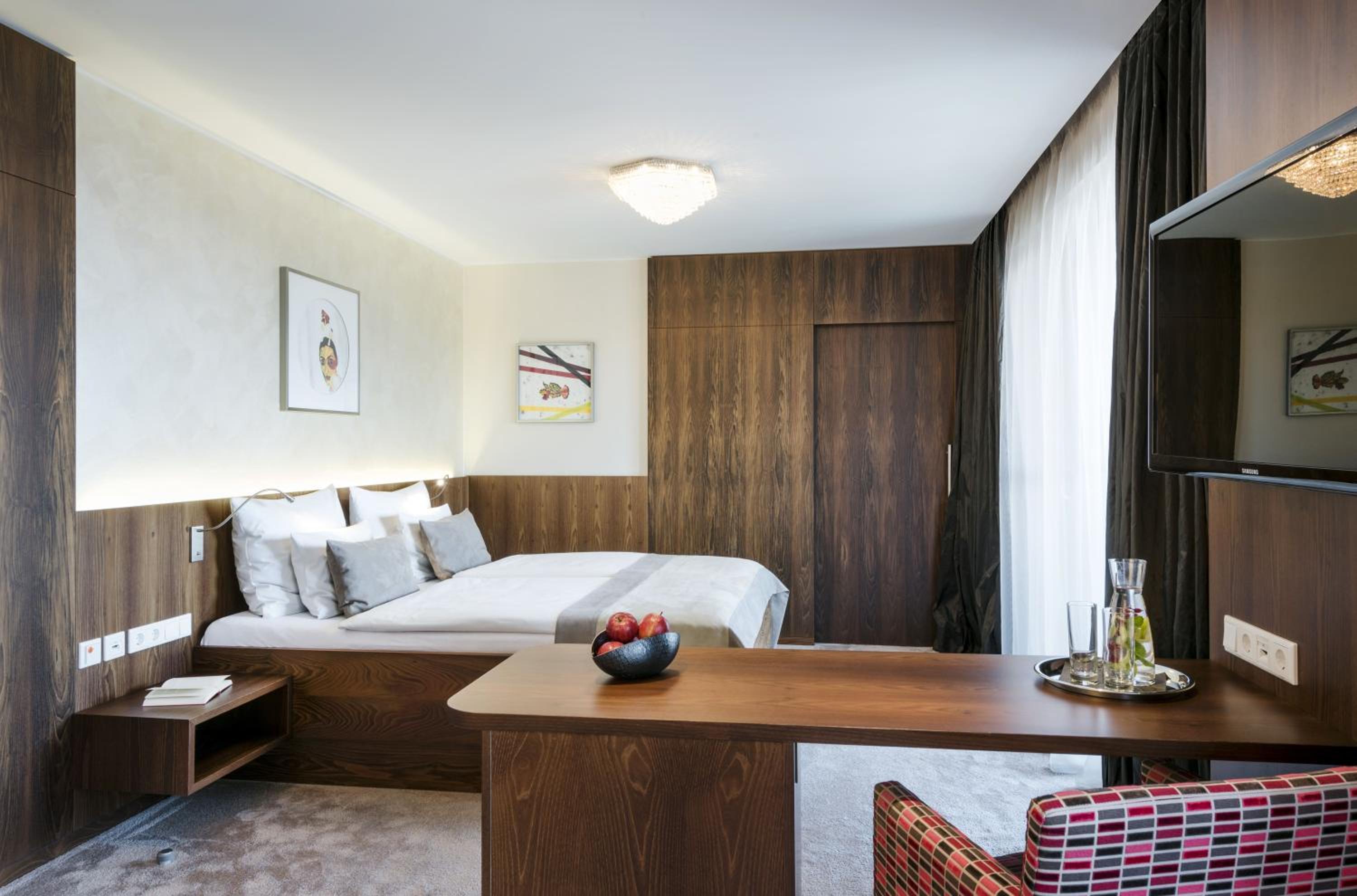 Budget Double Room photo 1