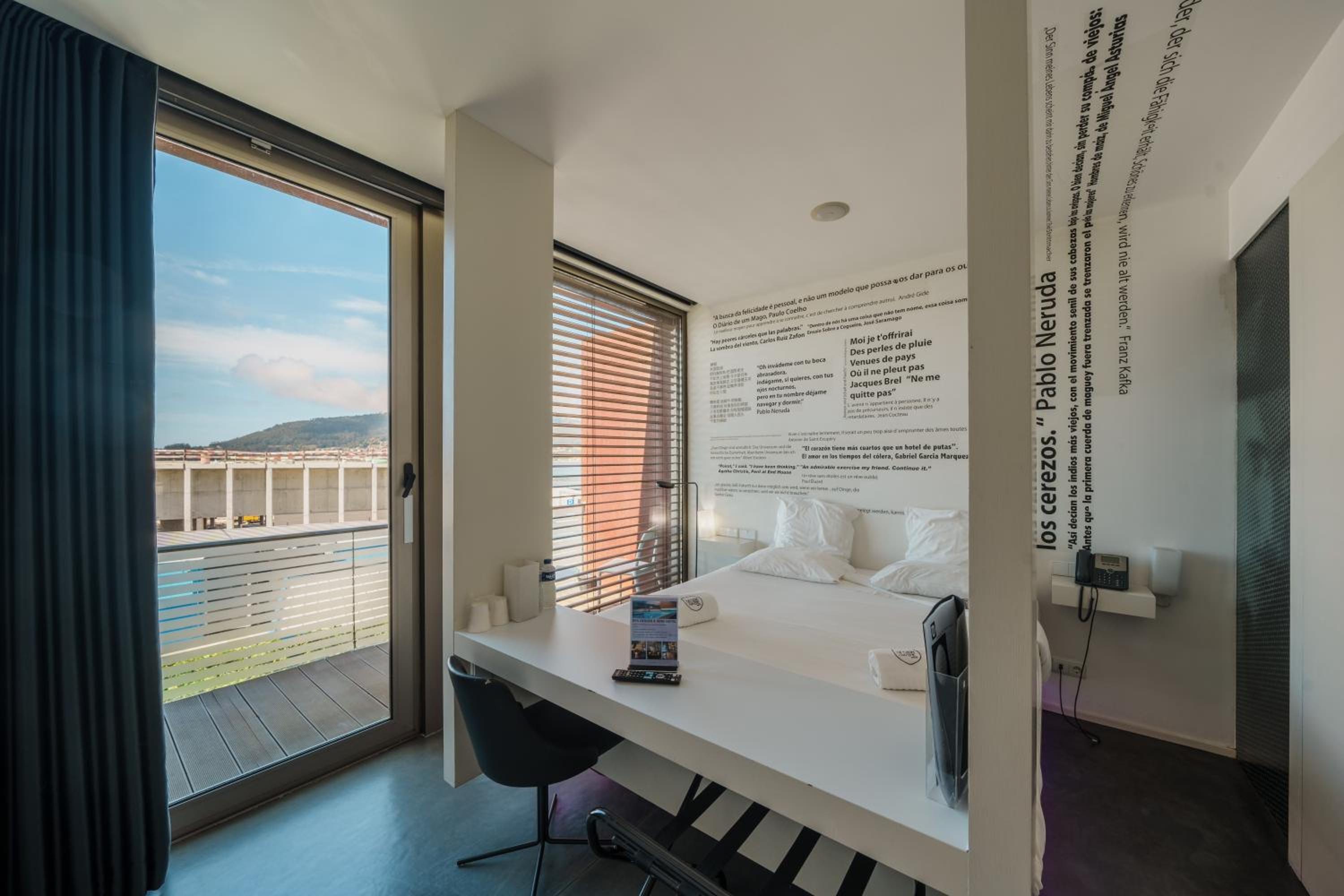 Premium Double Room - Photo 2