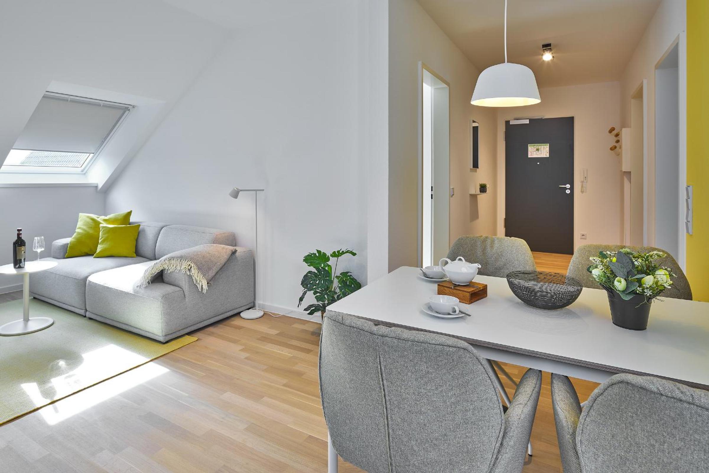 Apartment with Balcony photo 1