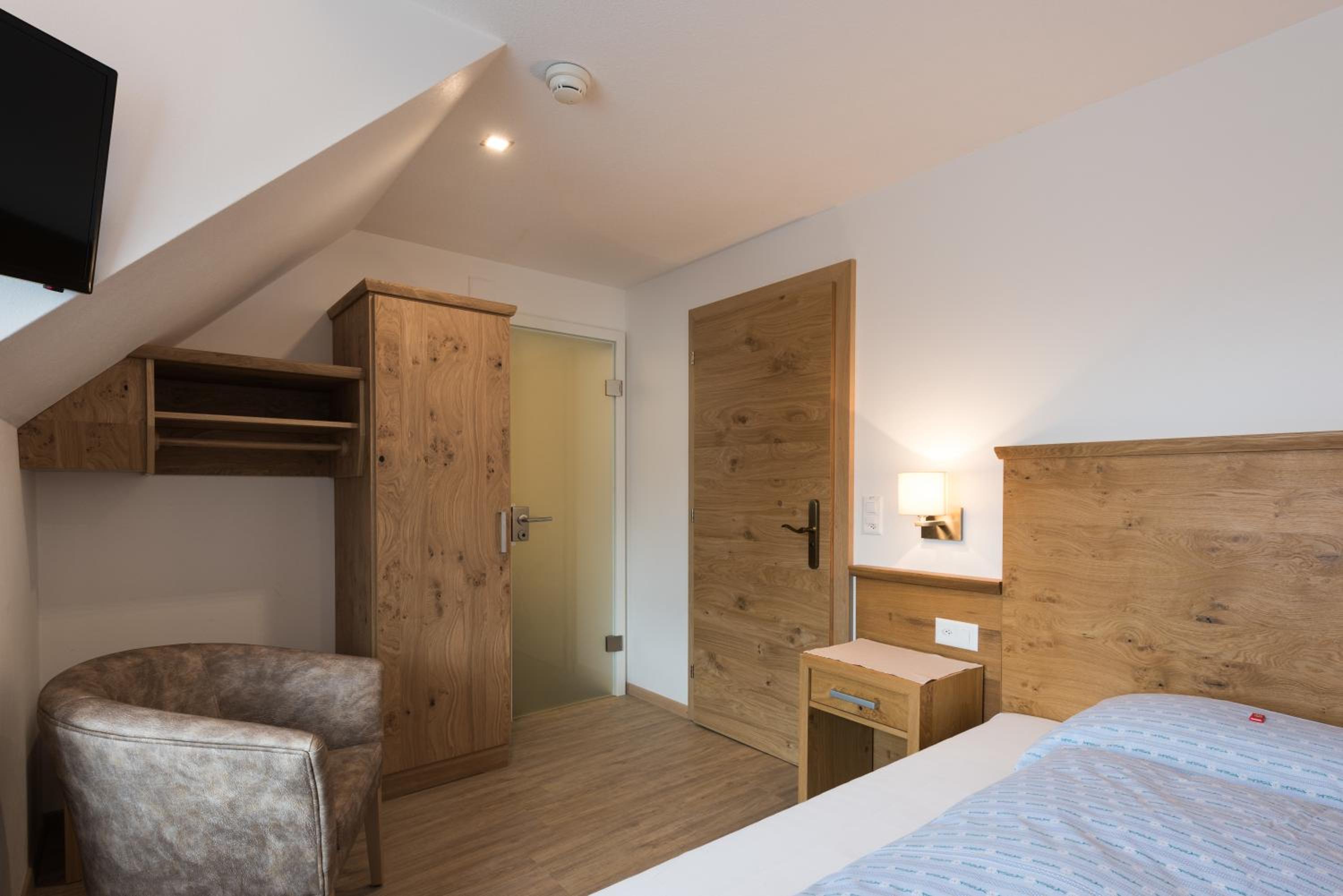Single Room photo 3
