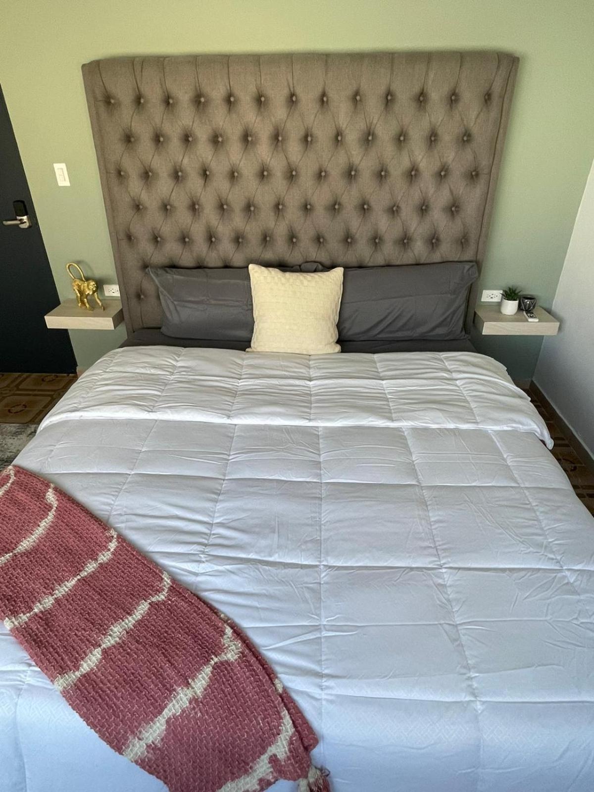Deluxe King Room photo 2
