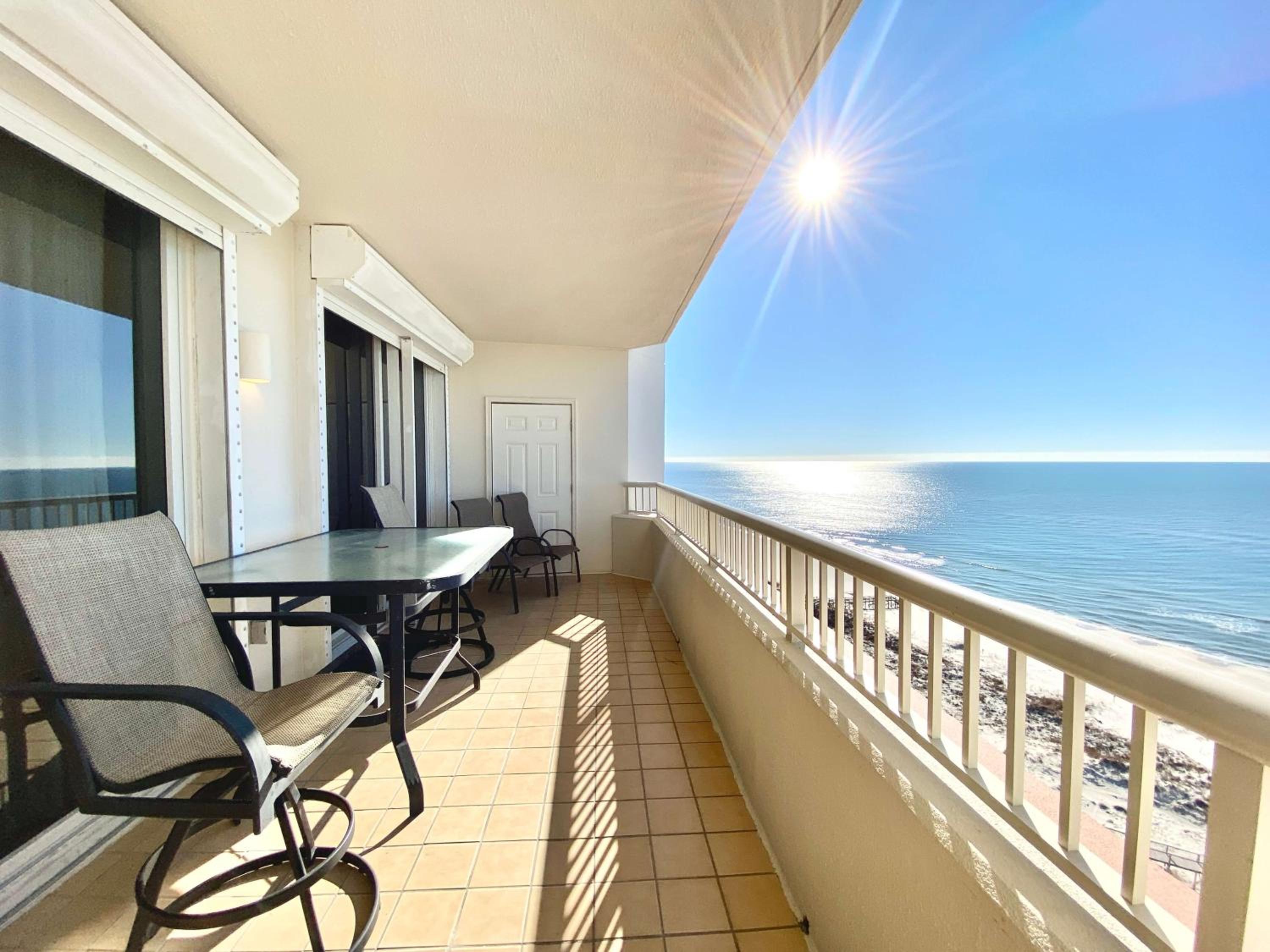 Apartment With Sea View