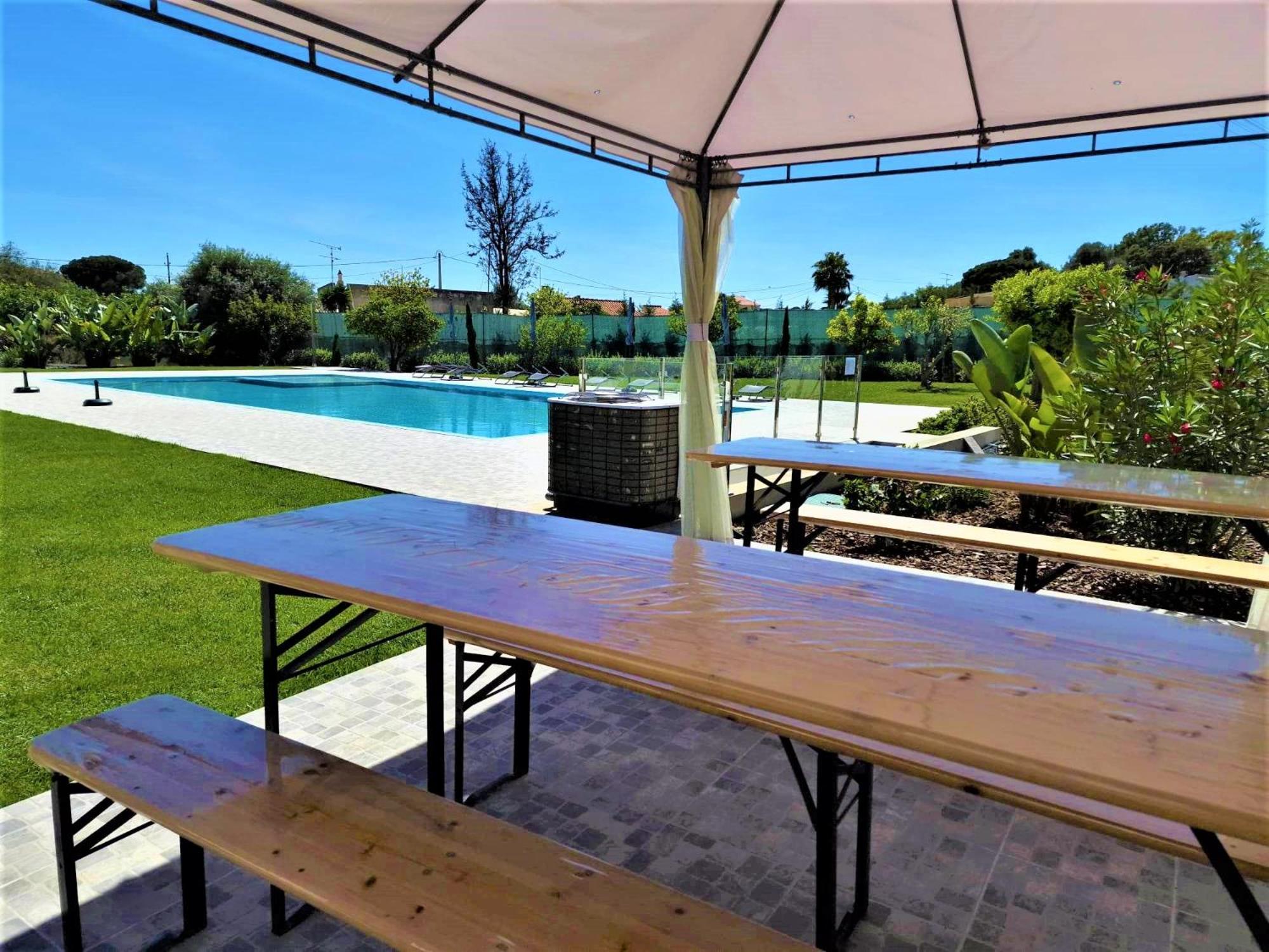 Studio with Pool View photo 2