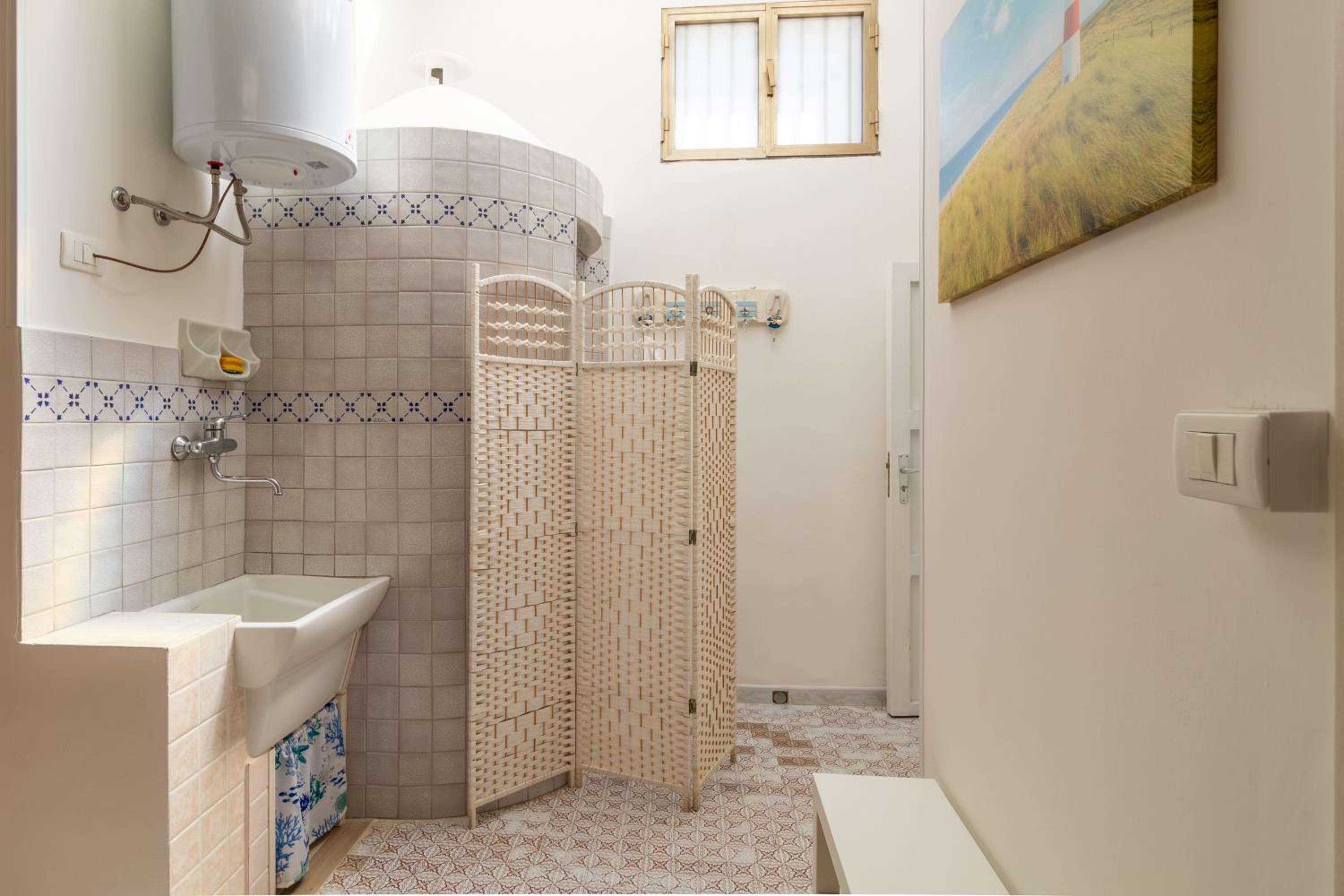 Three-Bedroom Apartment with Water View photo 2