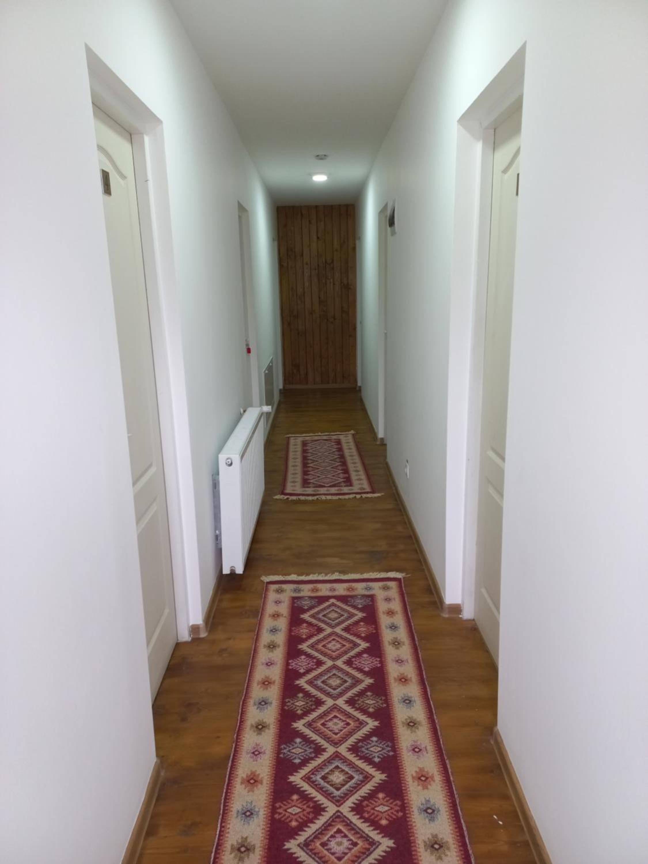 Double Room with Private Bathroom - Photo 5