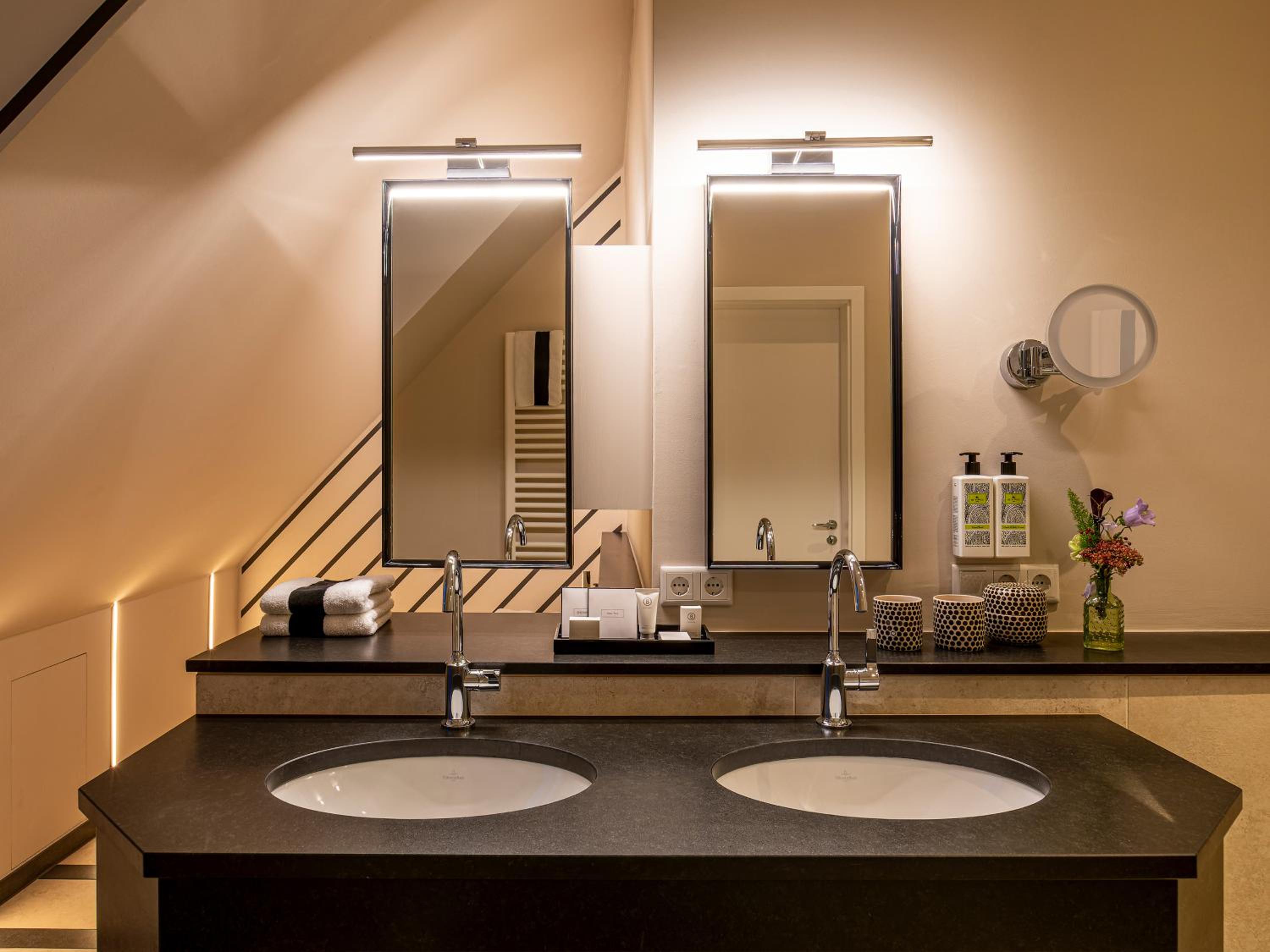Suite photo