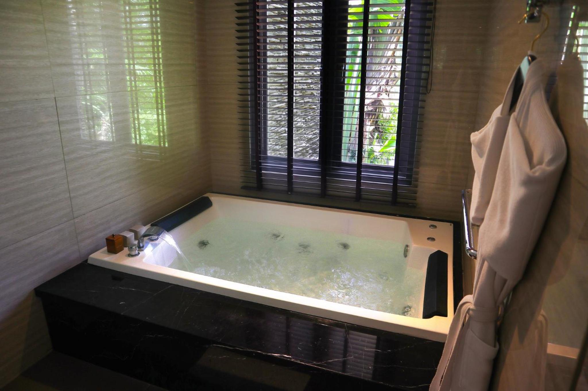 Kembang Villa thumbnail 6