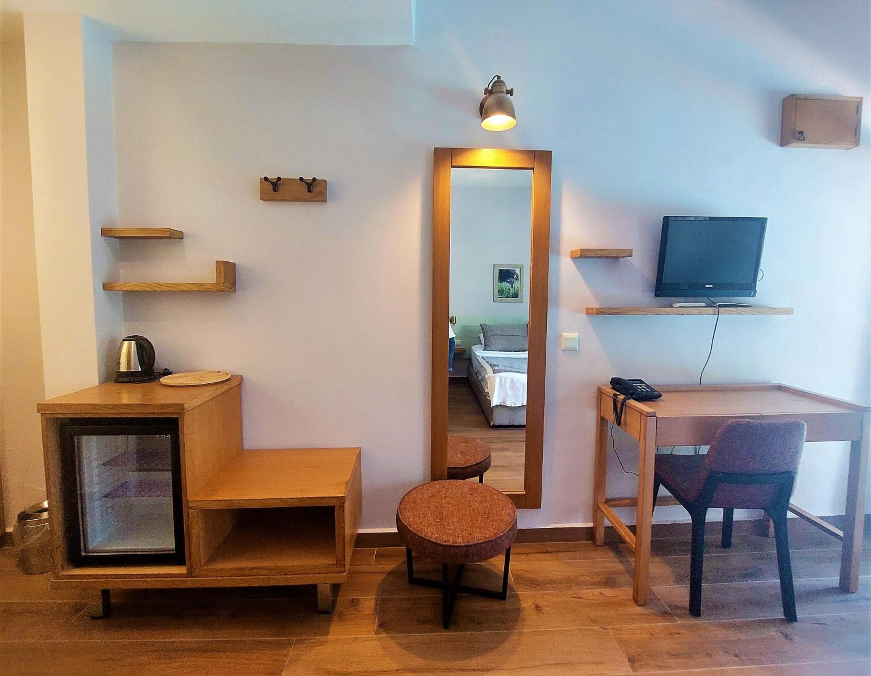 Standard Double Room - Photo 7