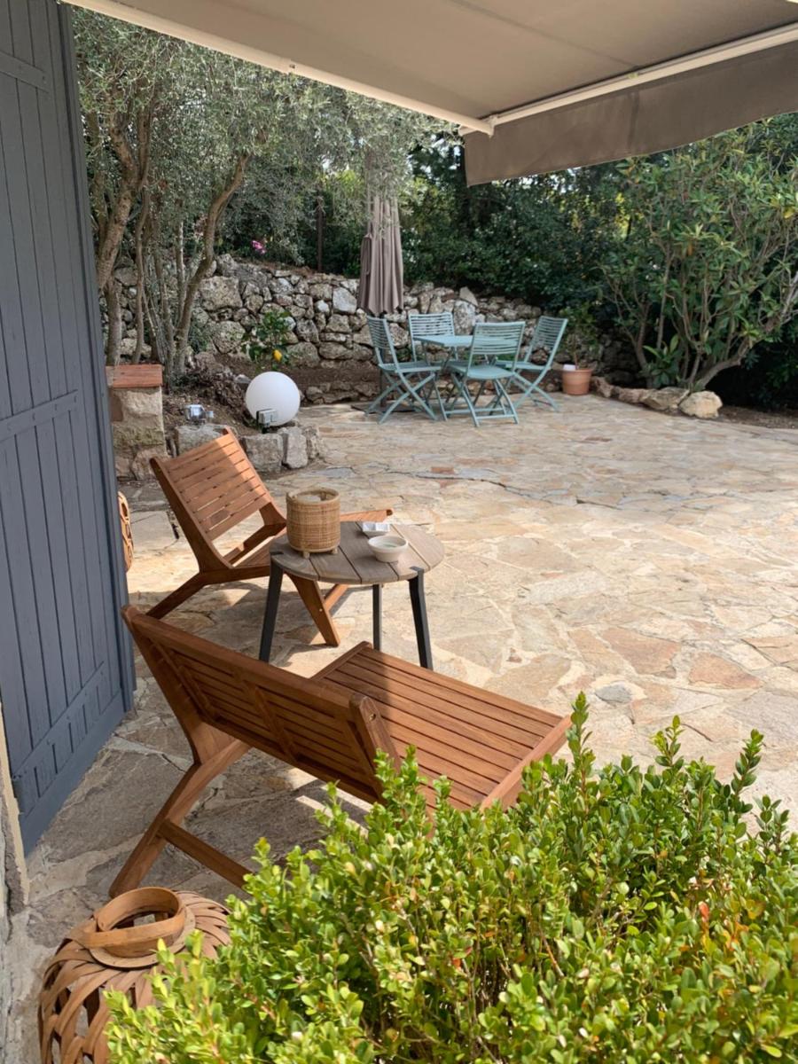 Suite with Pool View - Photo 20