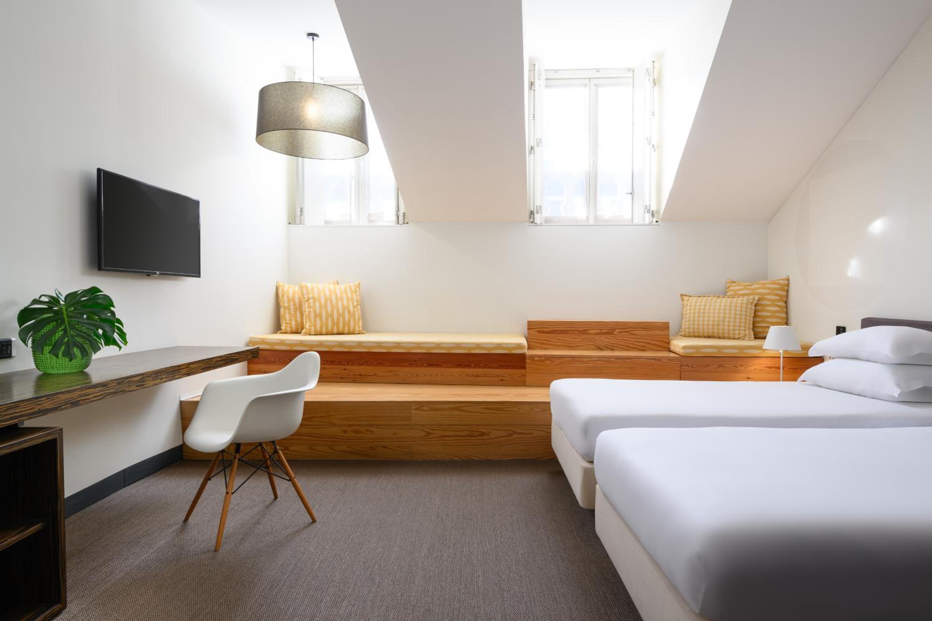 Deluxe Twin Room - Photo 4