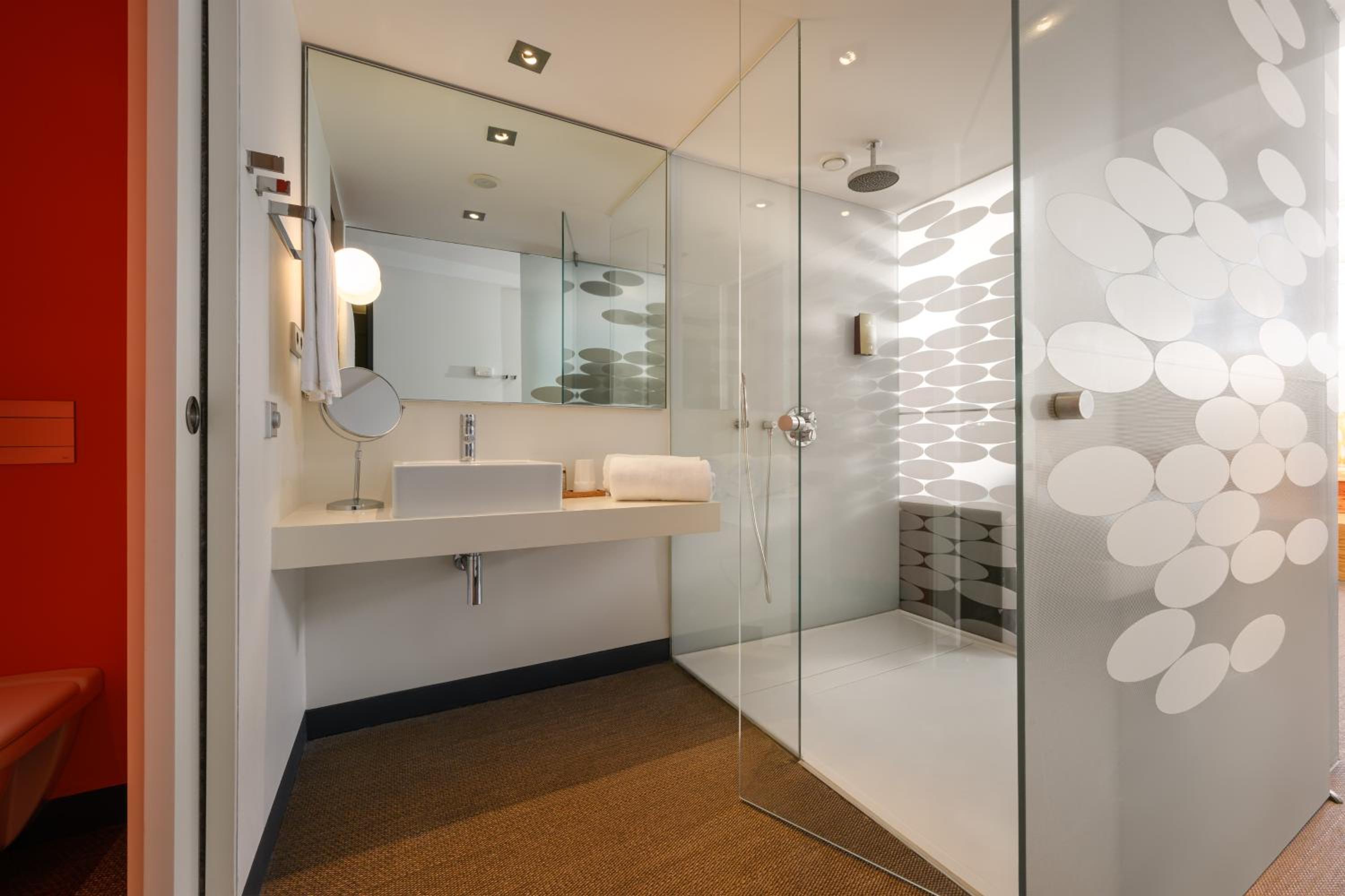 Deluxe Twin Room - Photo 5